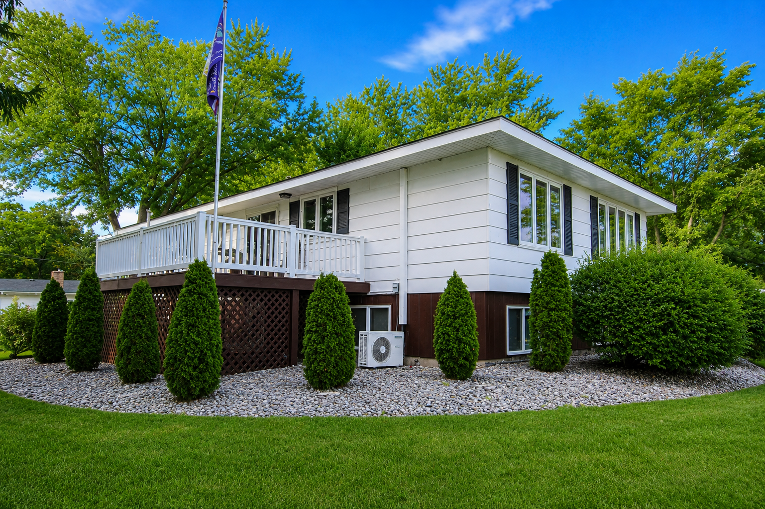 1973 single family home for sale at 913 1st Avenue SE in Long Prairie, MN — 4 bed, 3 bath (photo 8 of 14)