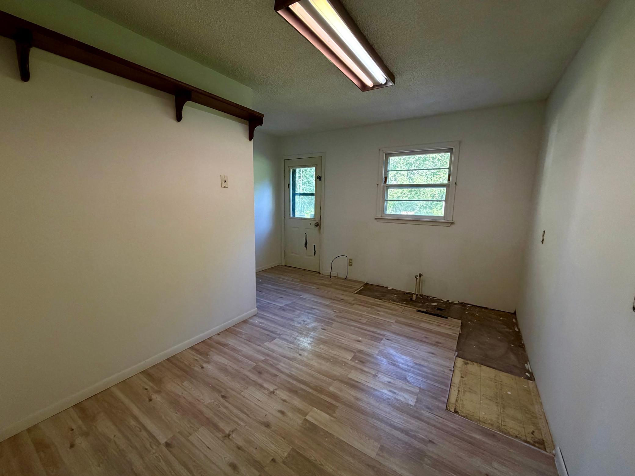 1958 single family home for sale at 22736 County Road 453 in Bovey, MN — 3 bed, 1 bath (photo 6 of 15)