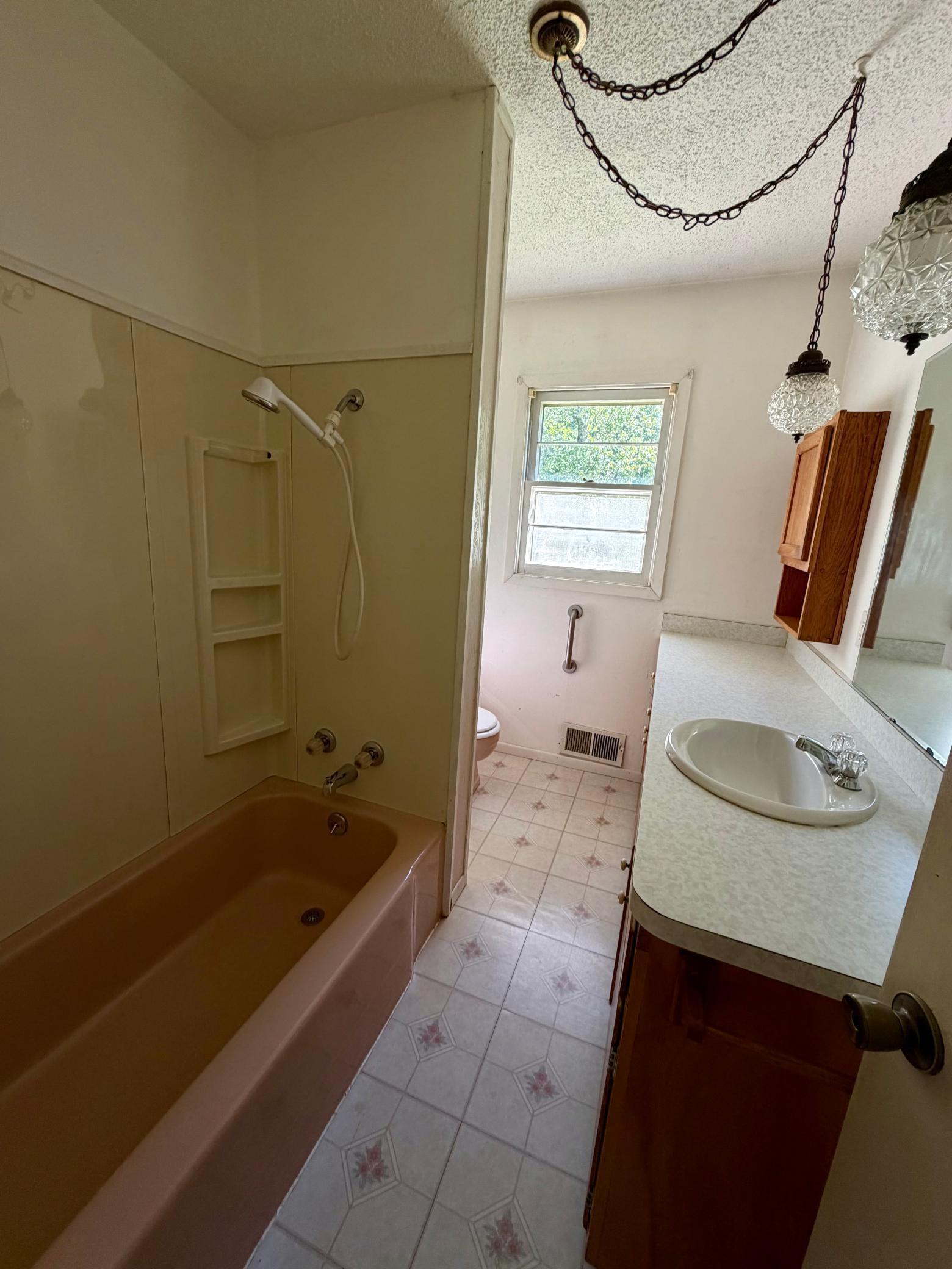 1958 single family home for sale at 22736 County Road 453 in Bovey, MN — 3 bed, 1 bath (photo 10 of 15)