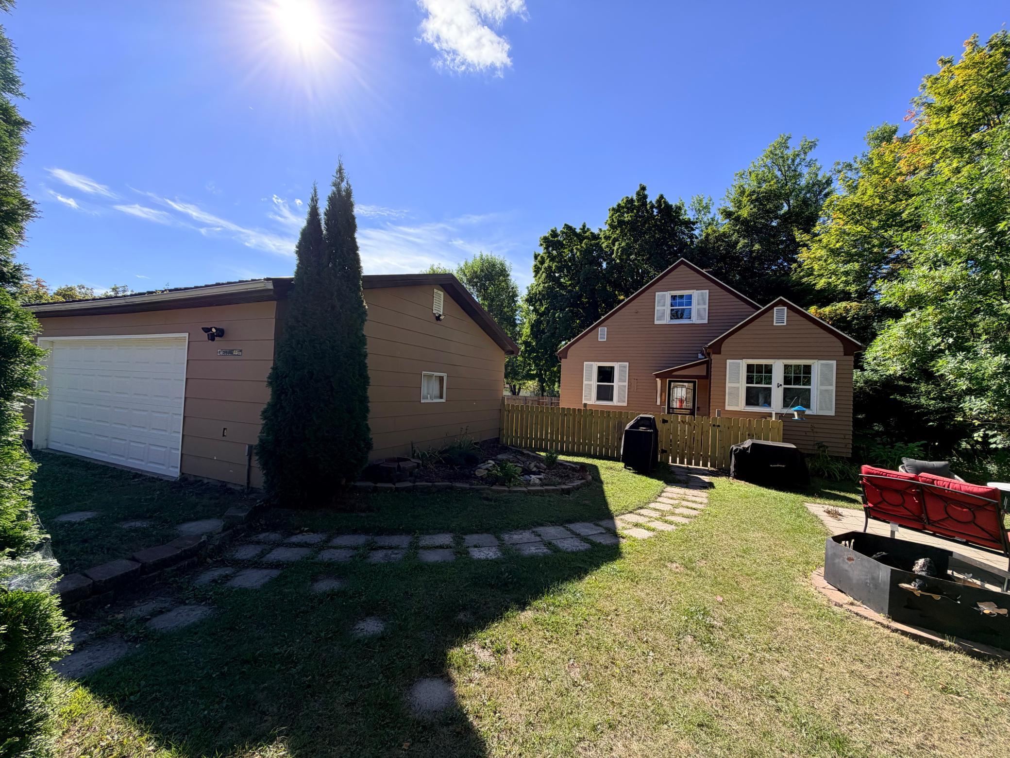 1936 single family home for sale at 509 5th Street NE in Fosston, MN — 3 bed, 2 bath (photo 6 of 47)
