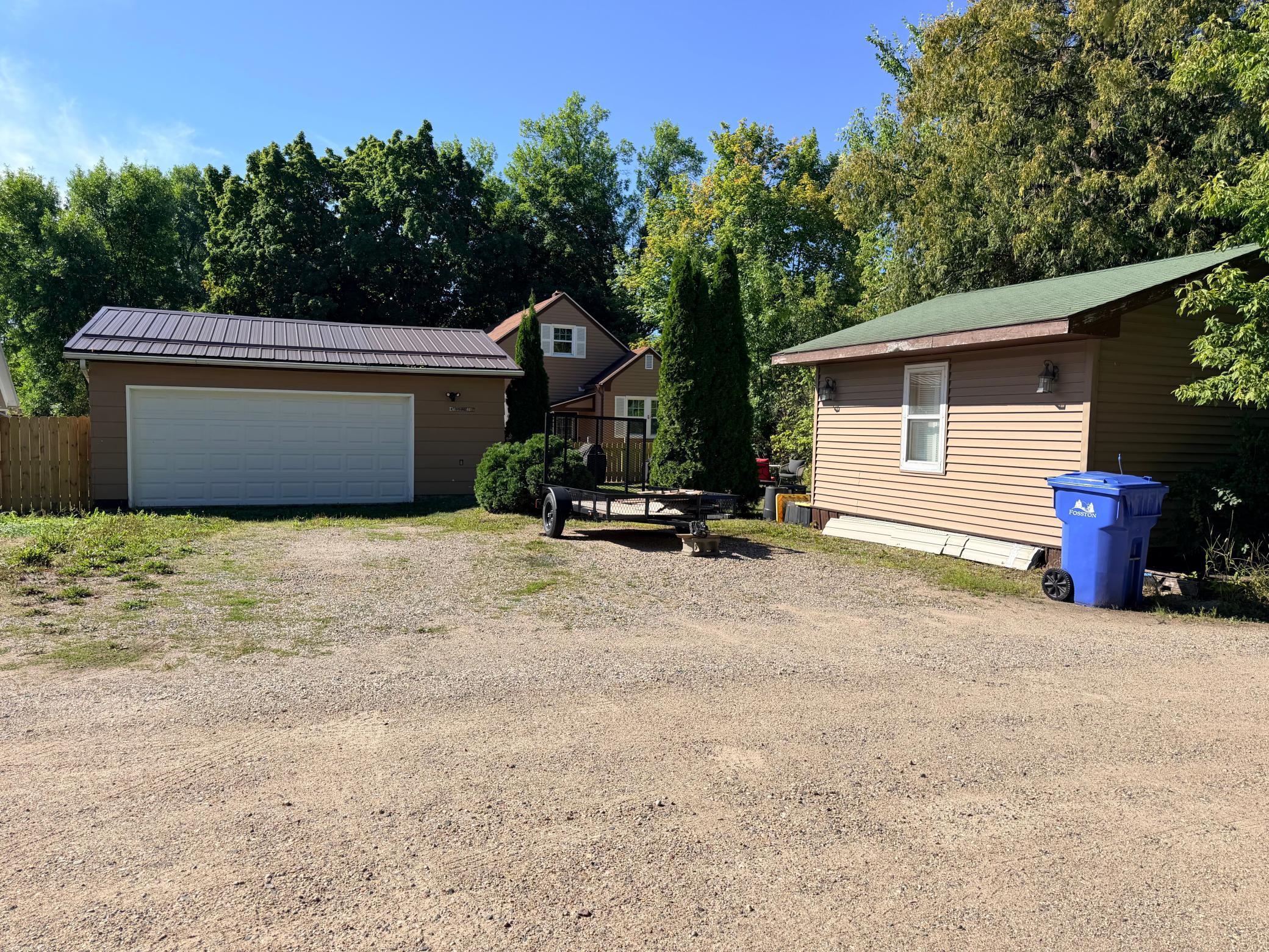 1936 single family home for sale at 509 5th Street NE in Fosston, MN — 3 bed, 2 bath (photo 7 of 47)