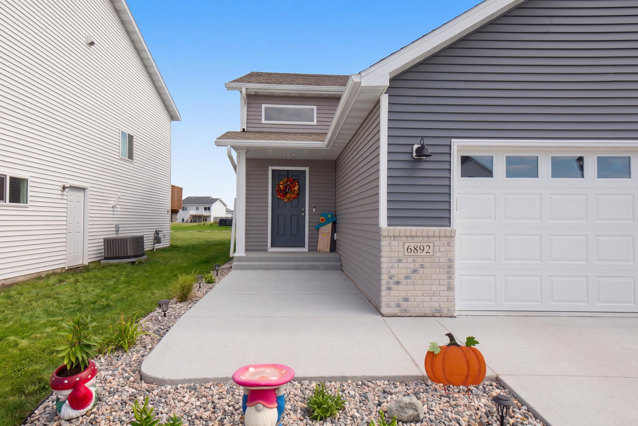 2024 single family home for sale at 6892 Joseph Street in Horace, ND — 3 bed, 2 bath (photo 2 of 35)