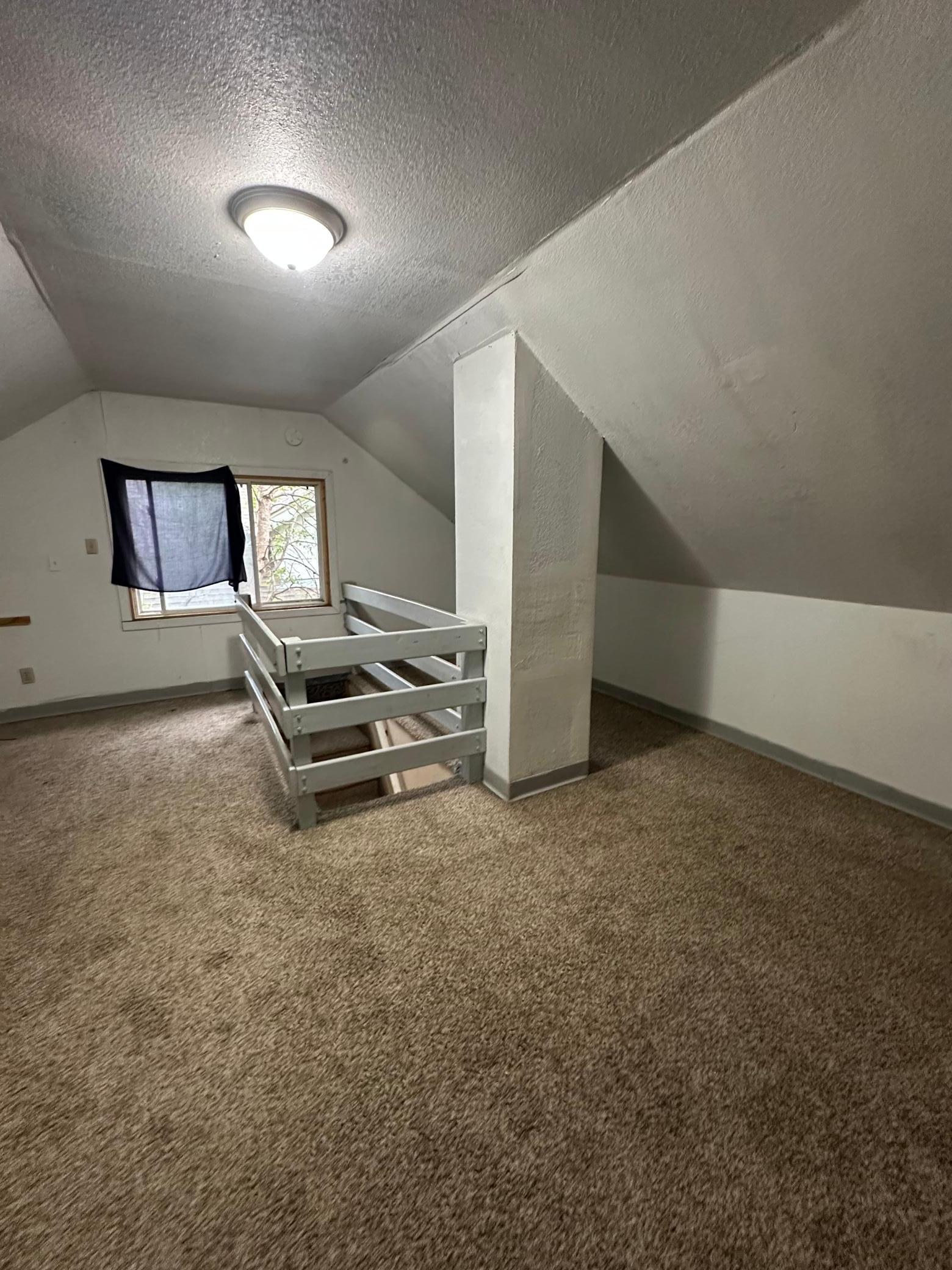 1921 single family home for sale at 1034 University Drive N in Fargo, ND — 4 bed, 2 bath (photo 10 of 14)