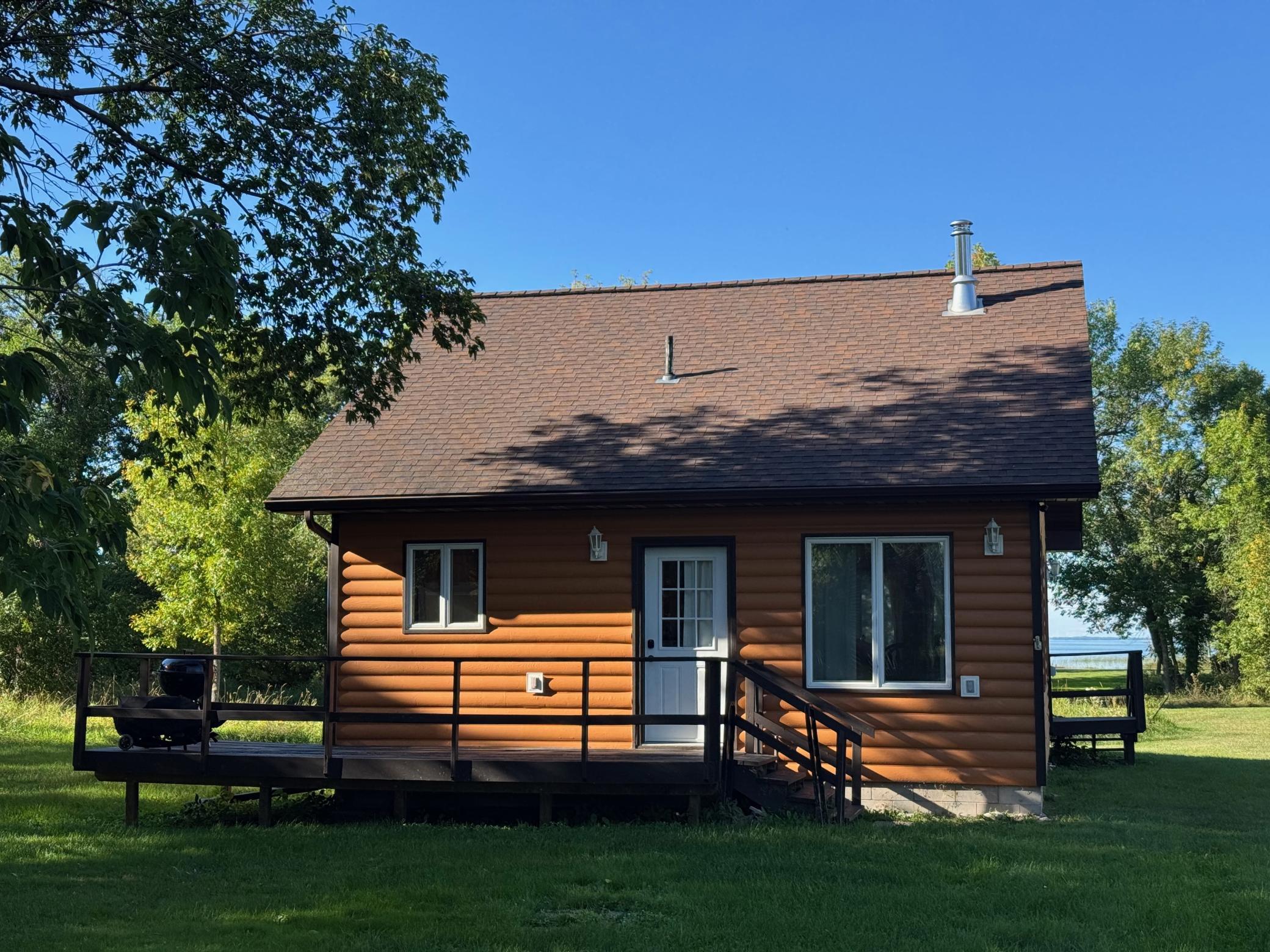 2005 single family home for sale at 17193 Fox Den Trail NE in Kelliher, MN — 2 bed, 1 bath (photo 2 of 62)