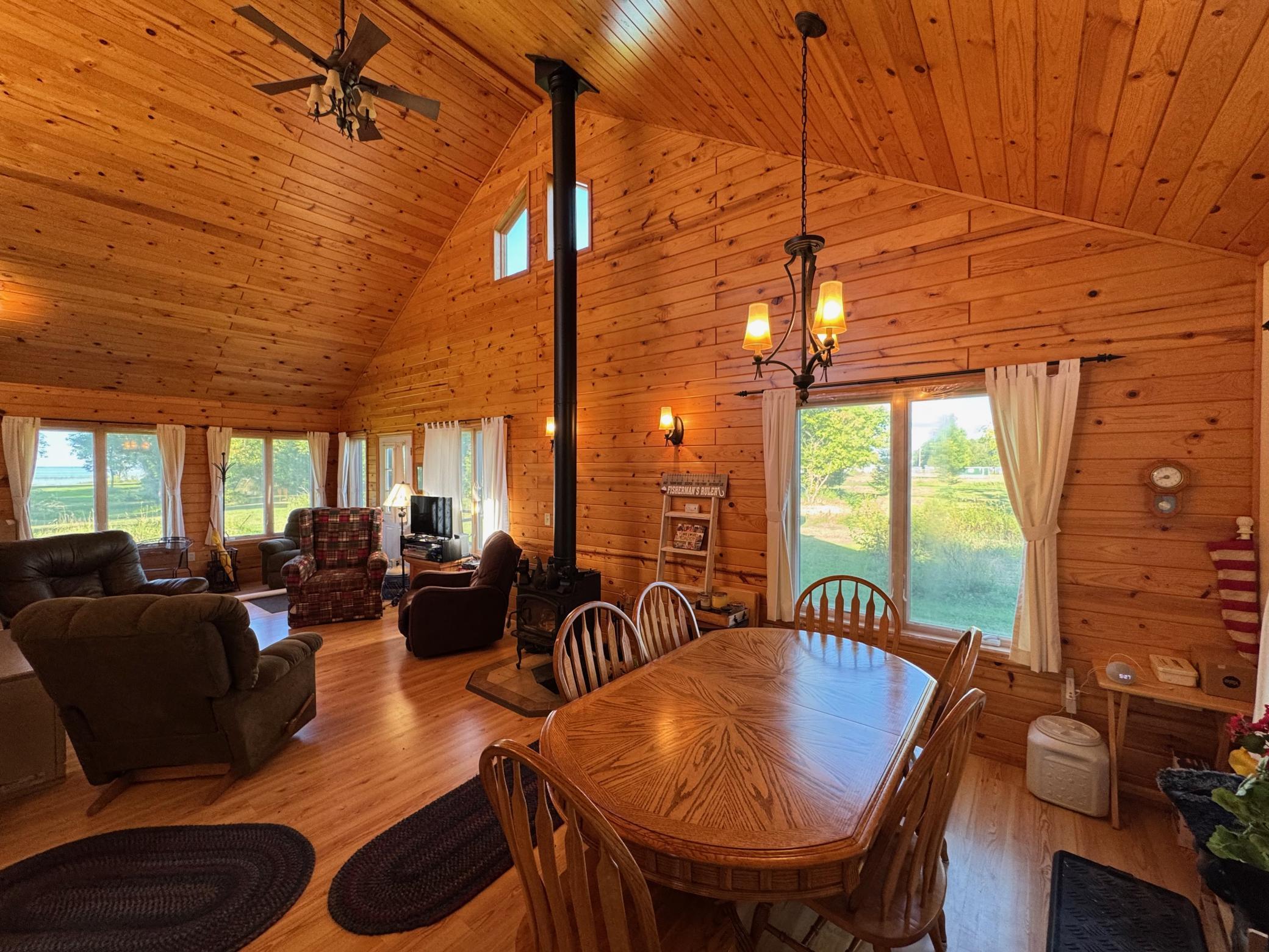 2005 single family home for sale at 17193 Fox Den Trail NE in Kelliher, MN — 2 bed, 1 bath (photo 32 of 62)