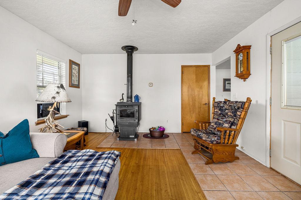 1963 single family home for sale at 317 Henry Street in Kramer, ND — 2 bed, 1 bath (photo 21 of 40)