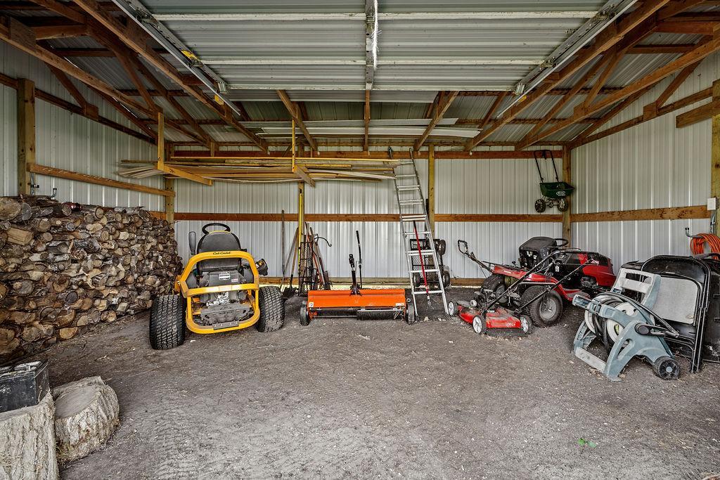 1963 single family home for sale at 317 Henry Street in Kramer, ND — 2 bed, 1 bath (photo 10 of 40)