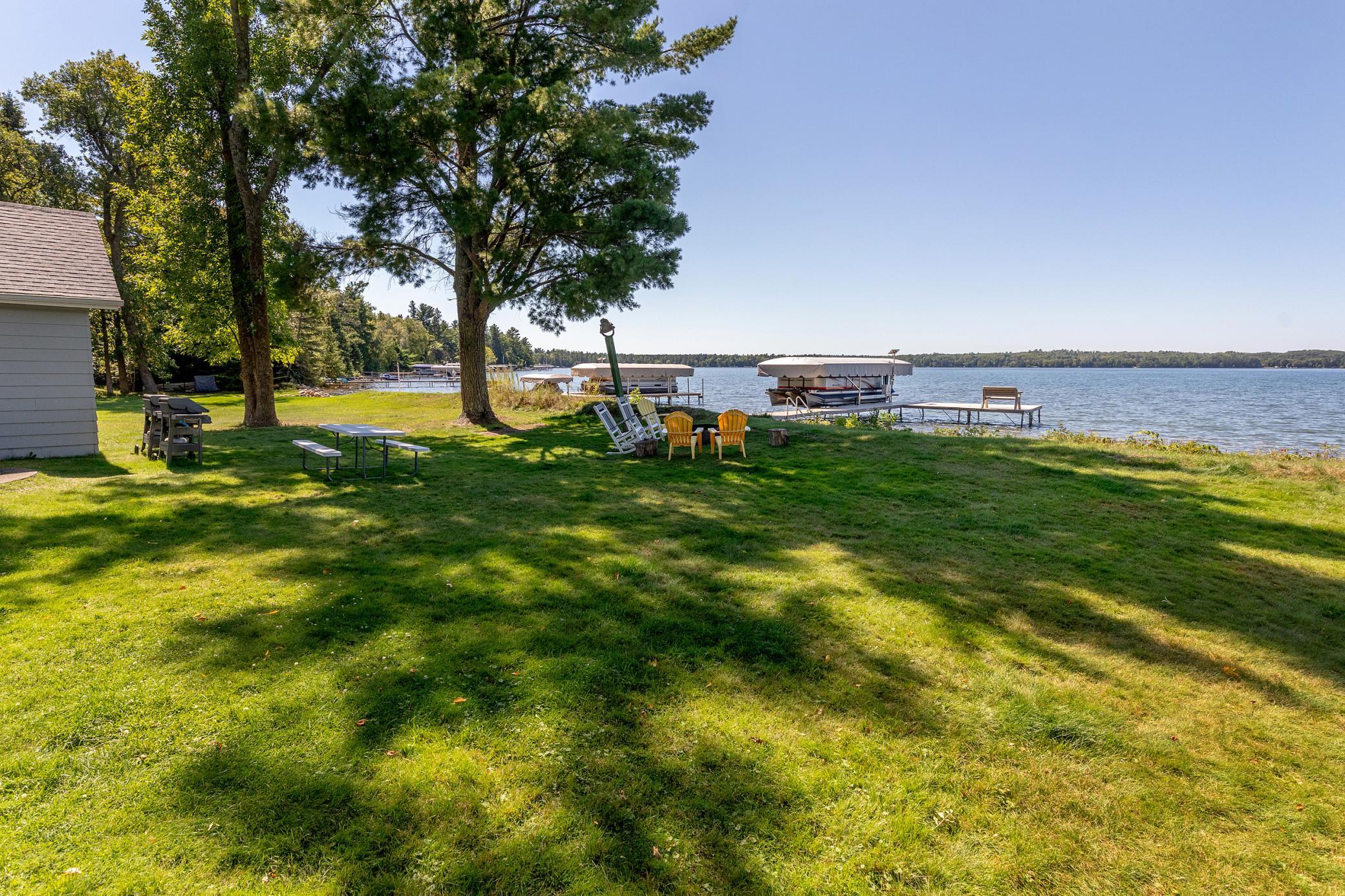 1975 single family home for sale at 4055 Forseman Point Drive NW in Hackensack, MN — 5 bed, 3 bath (photo 2 of 28)