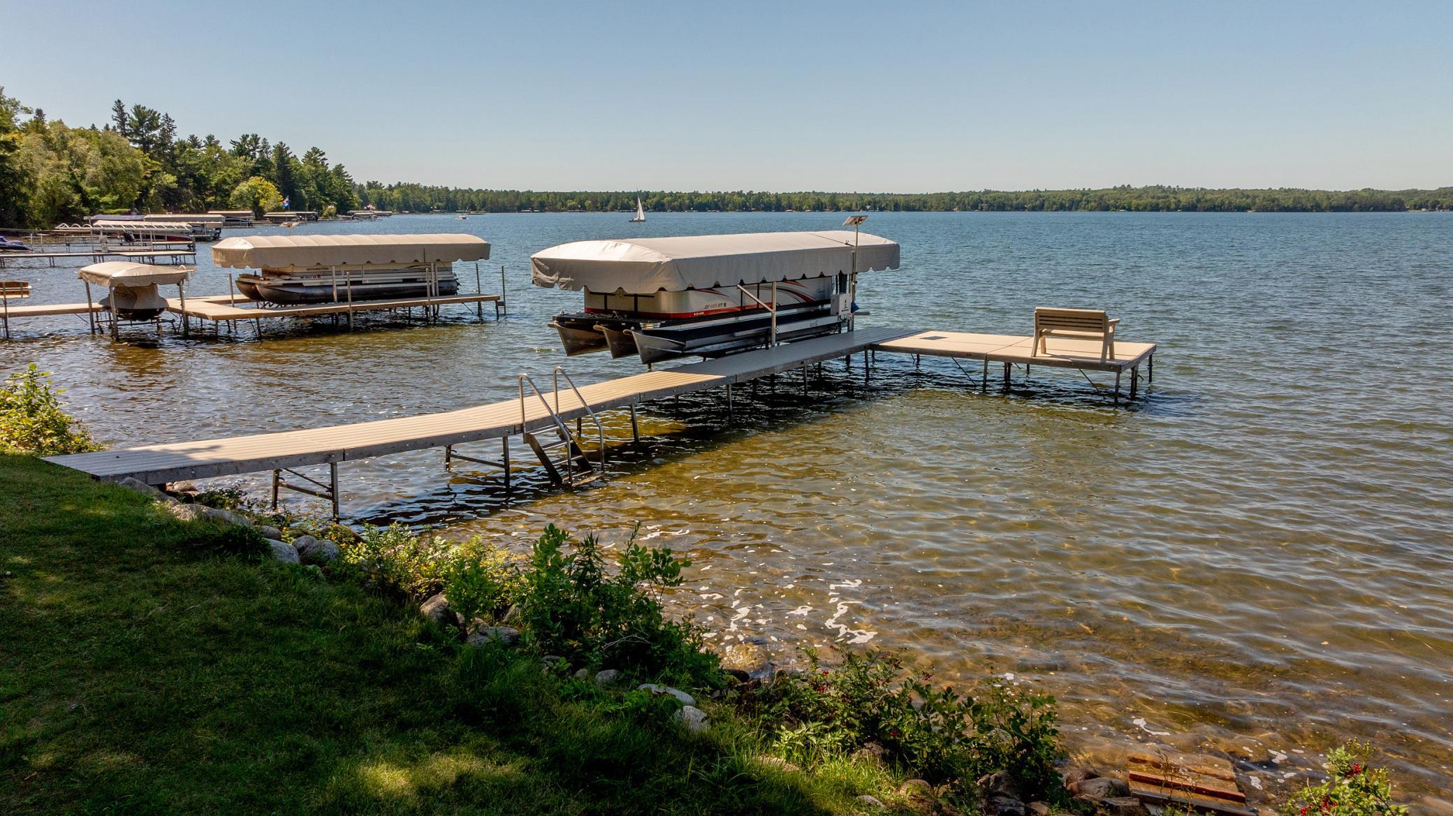 1975 single family home for sale at 4055 Forseman Point Drive NW in Hackensack, MN — 5 bed, 3 bath (photo 3 of 28)