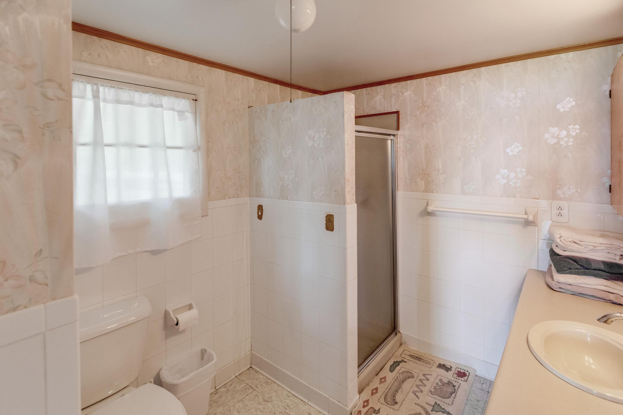 1975 single family home for sale at 4055 Forseman Point Drive NW in Hackensack, MN — 5 bed, 3 bath (photo 24 of 28)