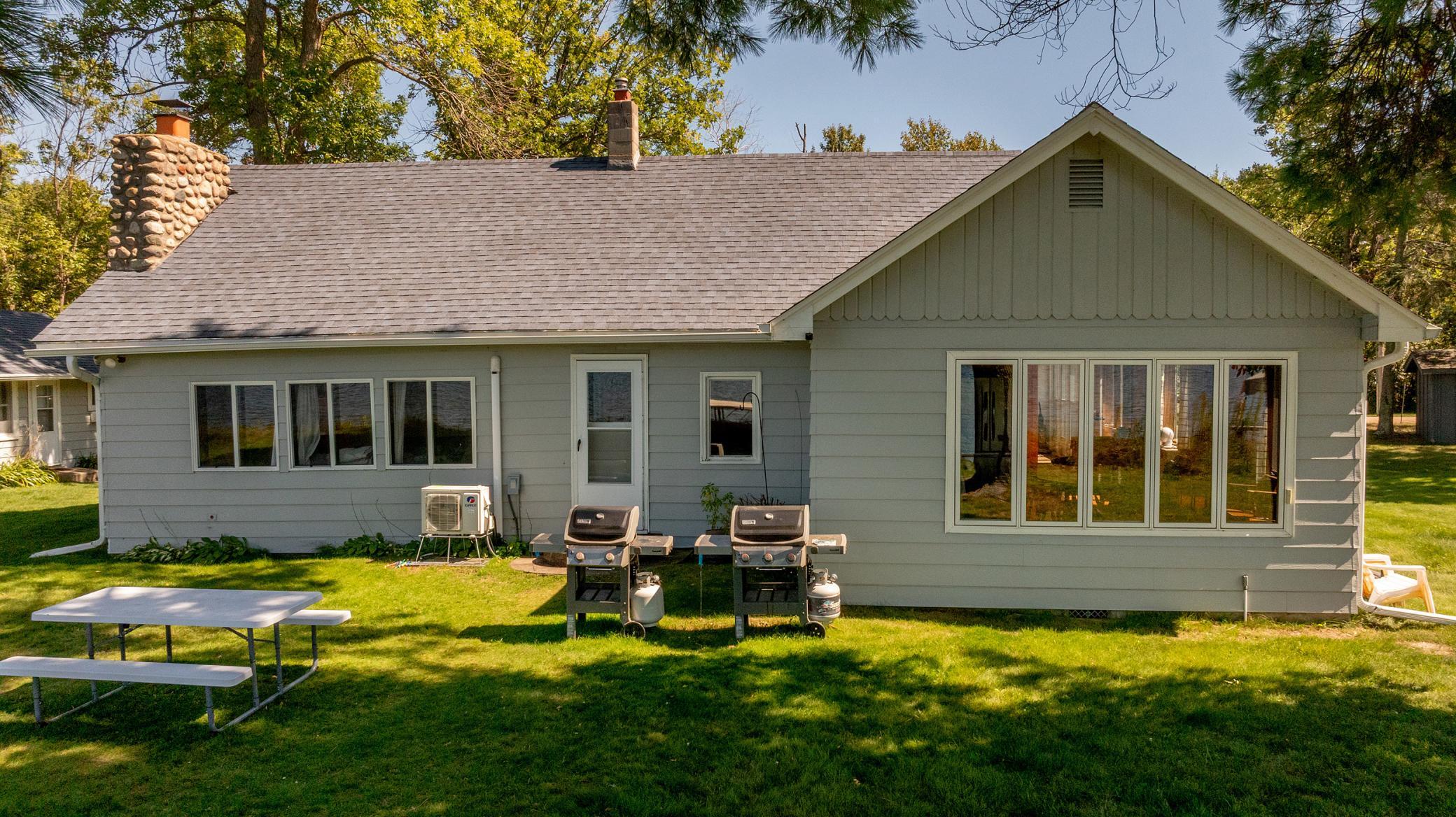 1975 single family home for sale at 4055 Forseman Point Drive NW in Hackensack, MN — 5 bed, 3 bath (photo 5 of 28)