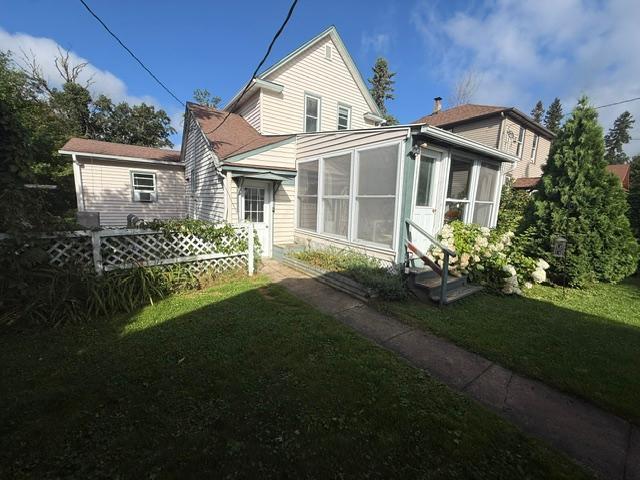 1910 single family home for sale at 24 3rd Street SE in Blackduck, MN — 4 bed, 1 bath (photo 2 of 25)