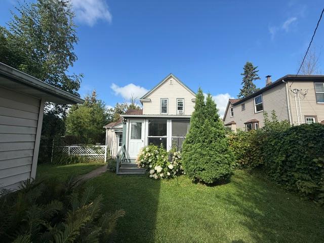 1910 single family home for sale at 24 3rd Street SE in Blackduck, MN — 4 bed, 1 bath (photo 3 of 25)