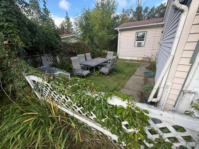 1910 single family home for sale at 24 3rd Street SE in Blackduck, MN — 4 bed, 1 bath (photo 4 of 25)
