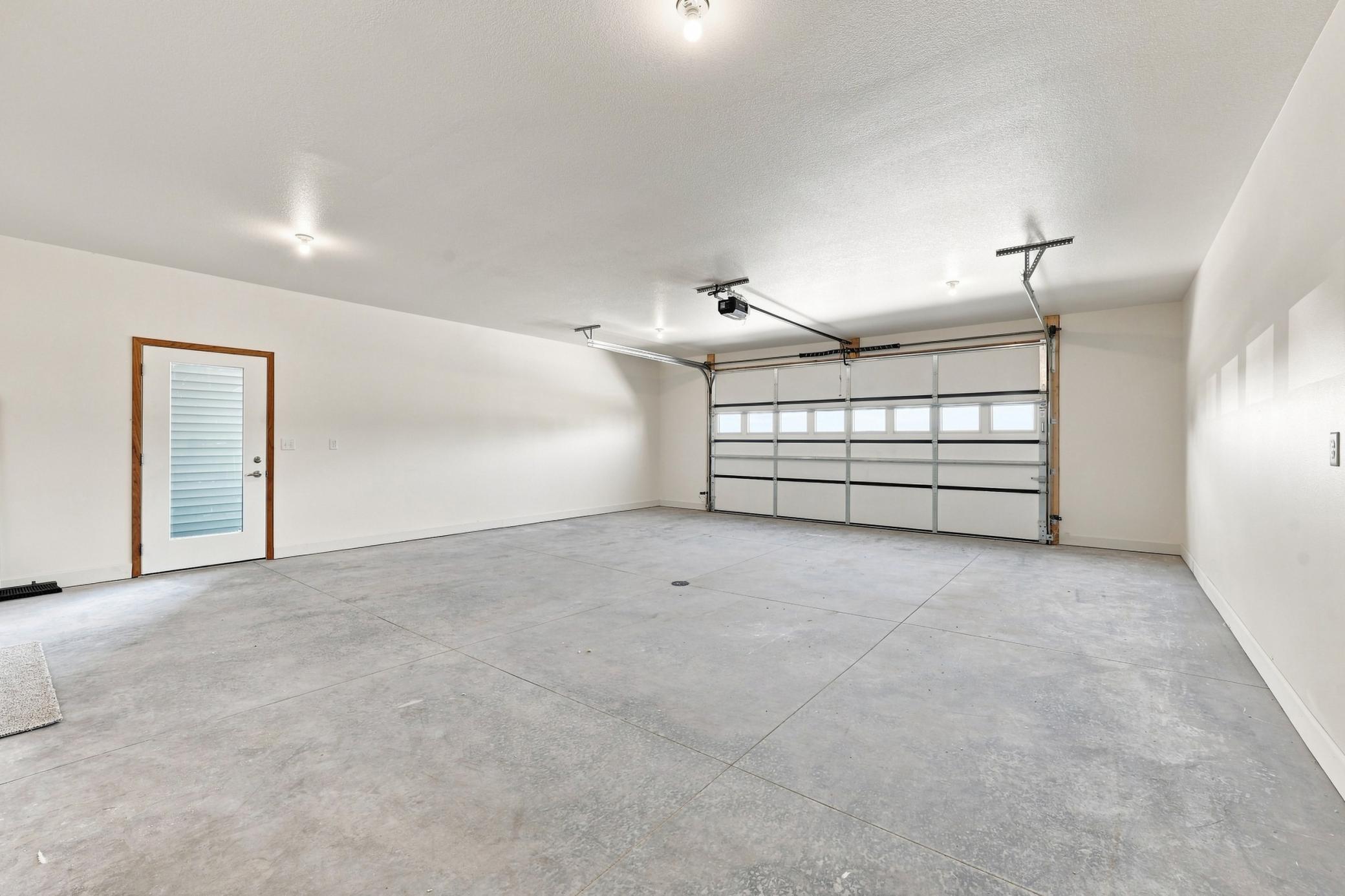 2026 twin home for sale at 6001 6th Street, Unit A in Lake Park, MN — 2 bed, 2 bath (photo 26 of 30)