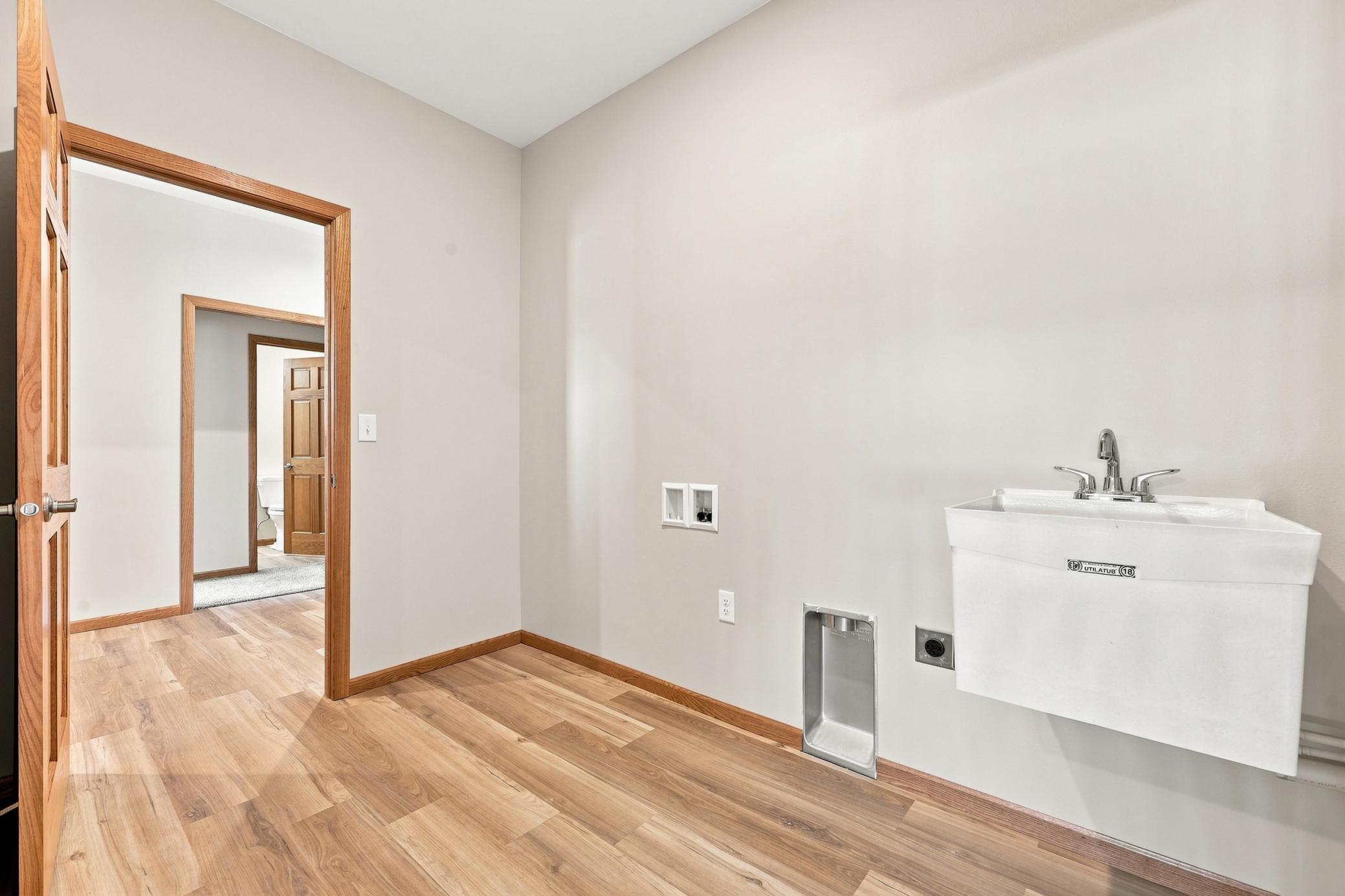 2026 twin home for sale at 6001 6th Street, Unit B in Lake Park, MN — 2 bed, 2 bath (photo 25 of 30)