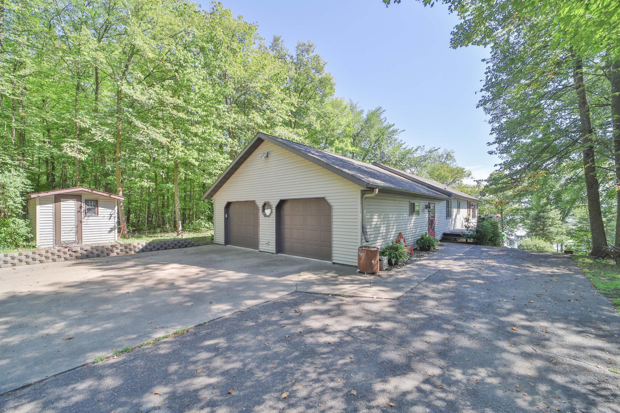 2001 single family home for sale at 30801 427th Street in Aitkin, MN — 2 bed, 2 bath (photo 3 of 61)