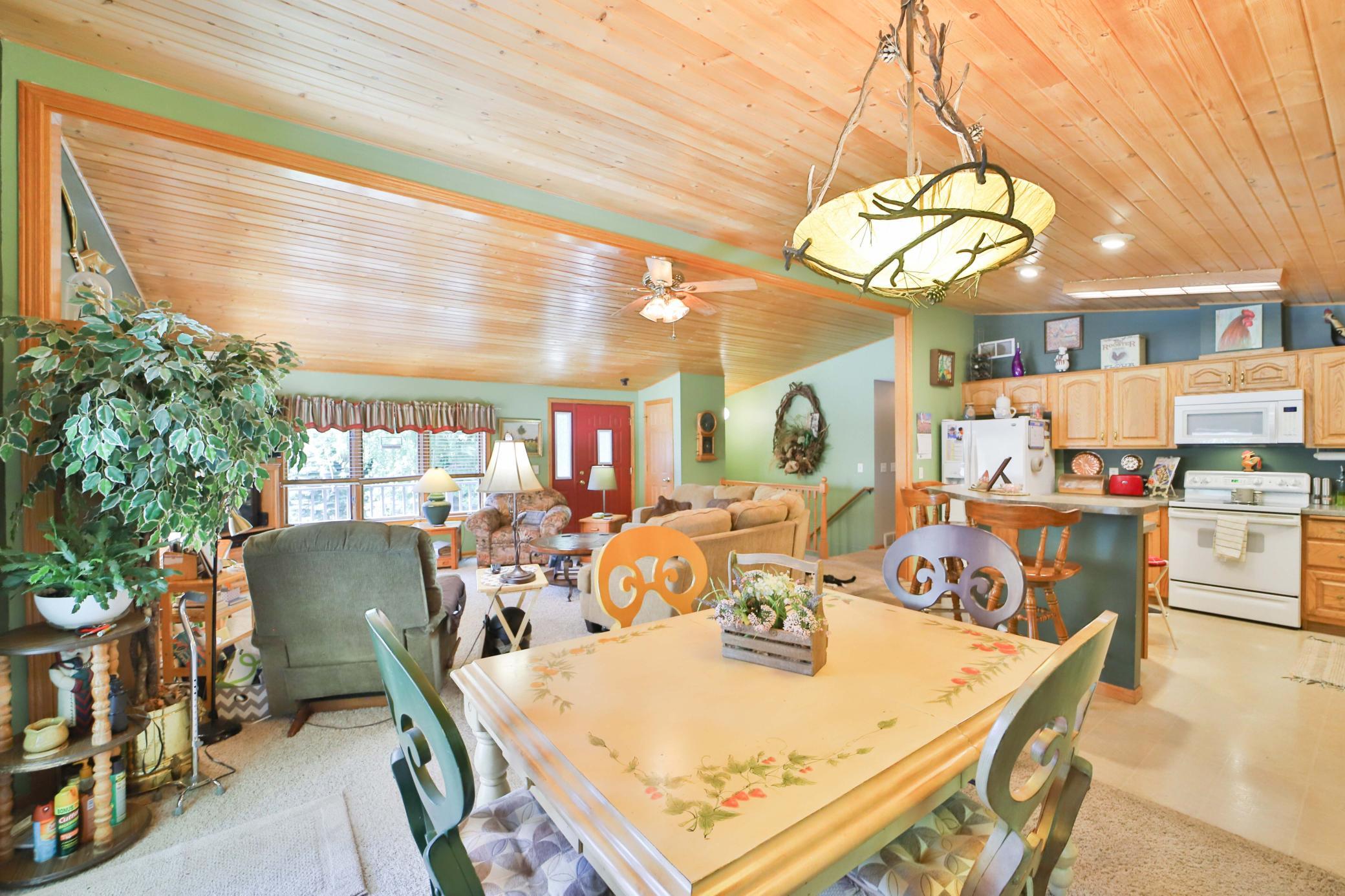 2001 single family home for sale at 30801 427th Street in Aitkin, MN — 2 bed, 2 bath (photo 9 of 61)