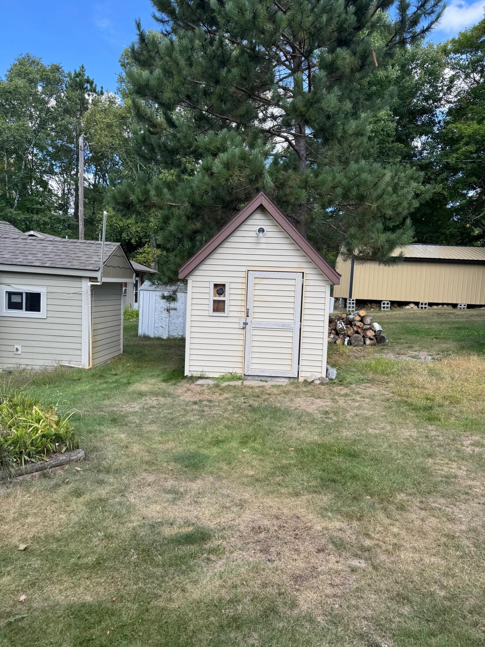1950 single family home for sale at 31837 MacDougal Bay Road in Grand Rapids, MN — 2 bed, 1 bath (photo 8 of 14)