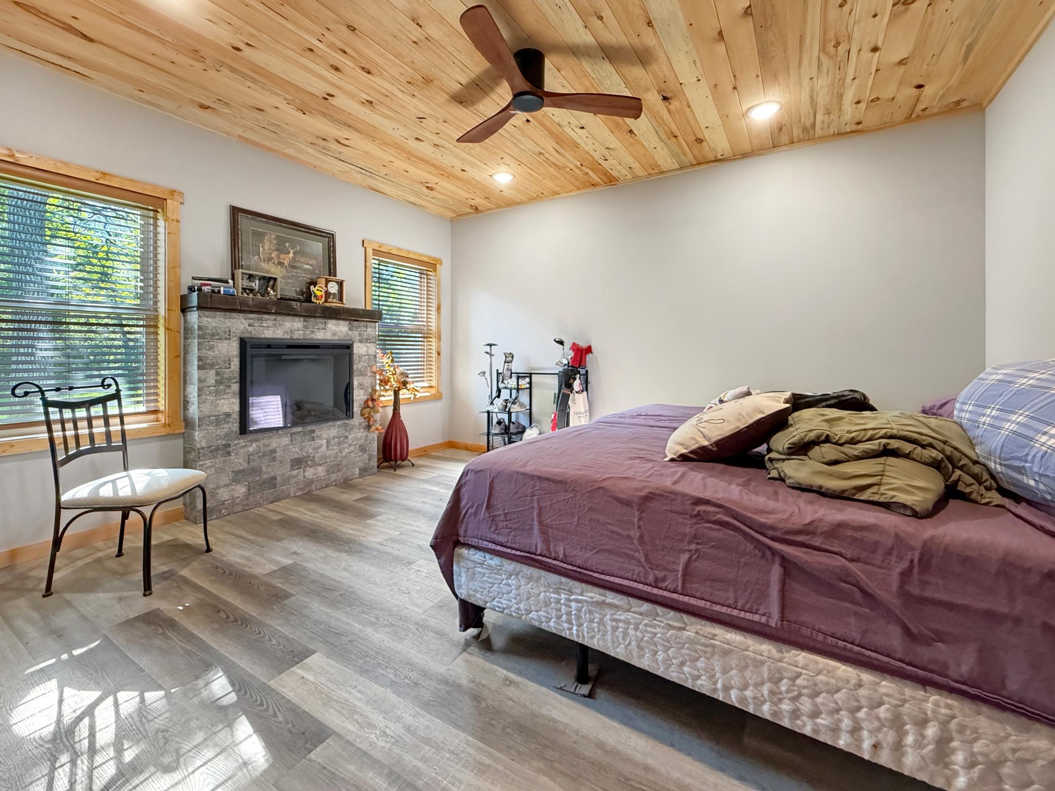 2022 single family home for sale at 8940 Bemidji Road NE in Bemidji, MN — 2 bed, 3 bath (photo 13 of 34)