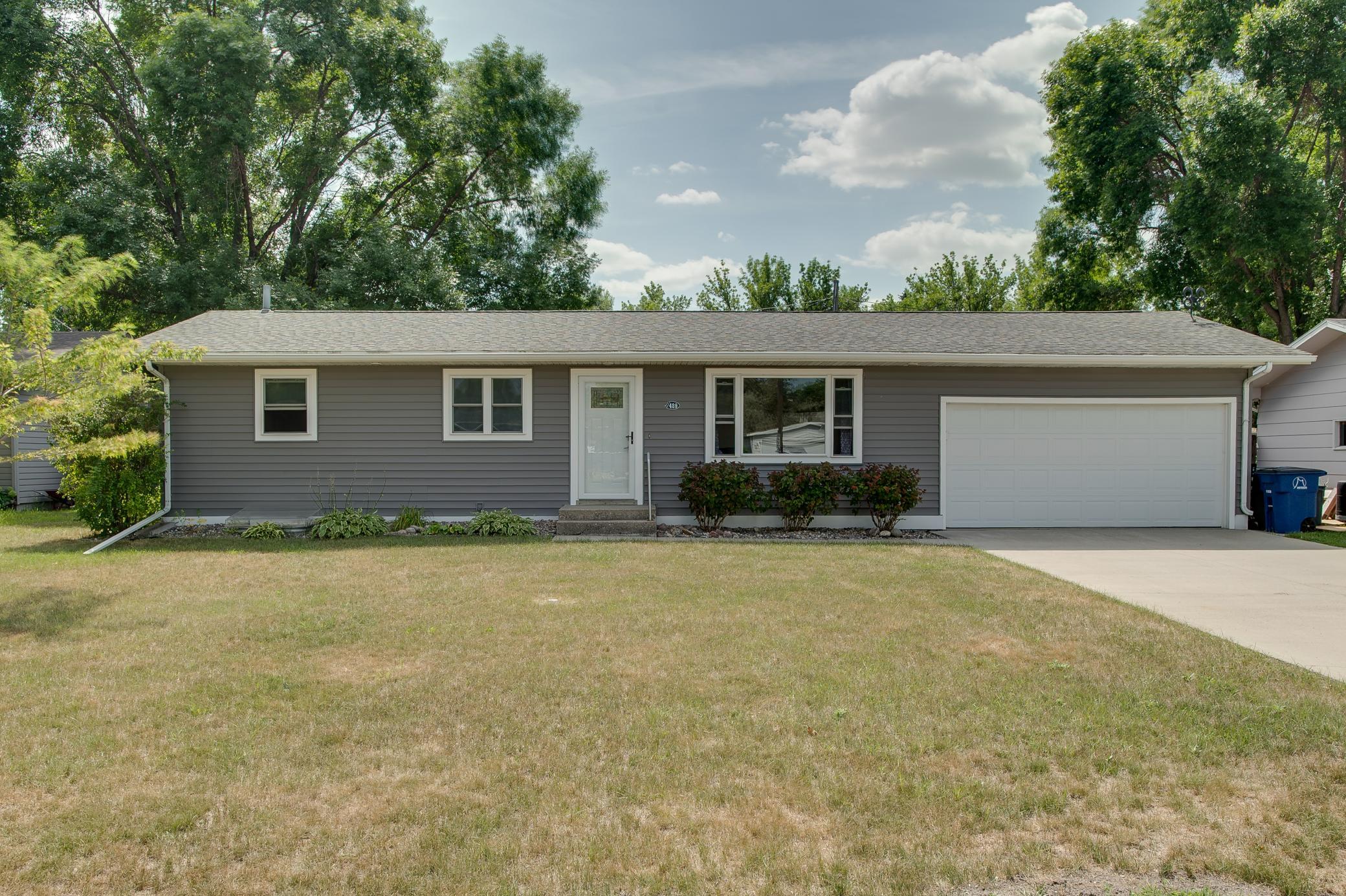 1974 single family home for sale at 429 Brook Avenue in Moorhead, MN — 3 bed, 2 bath