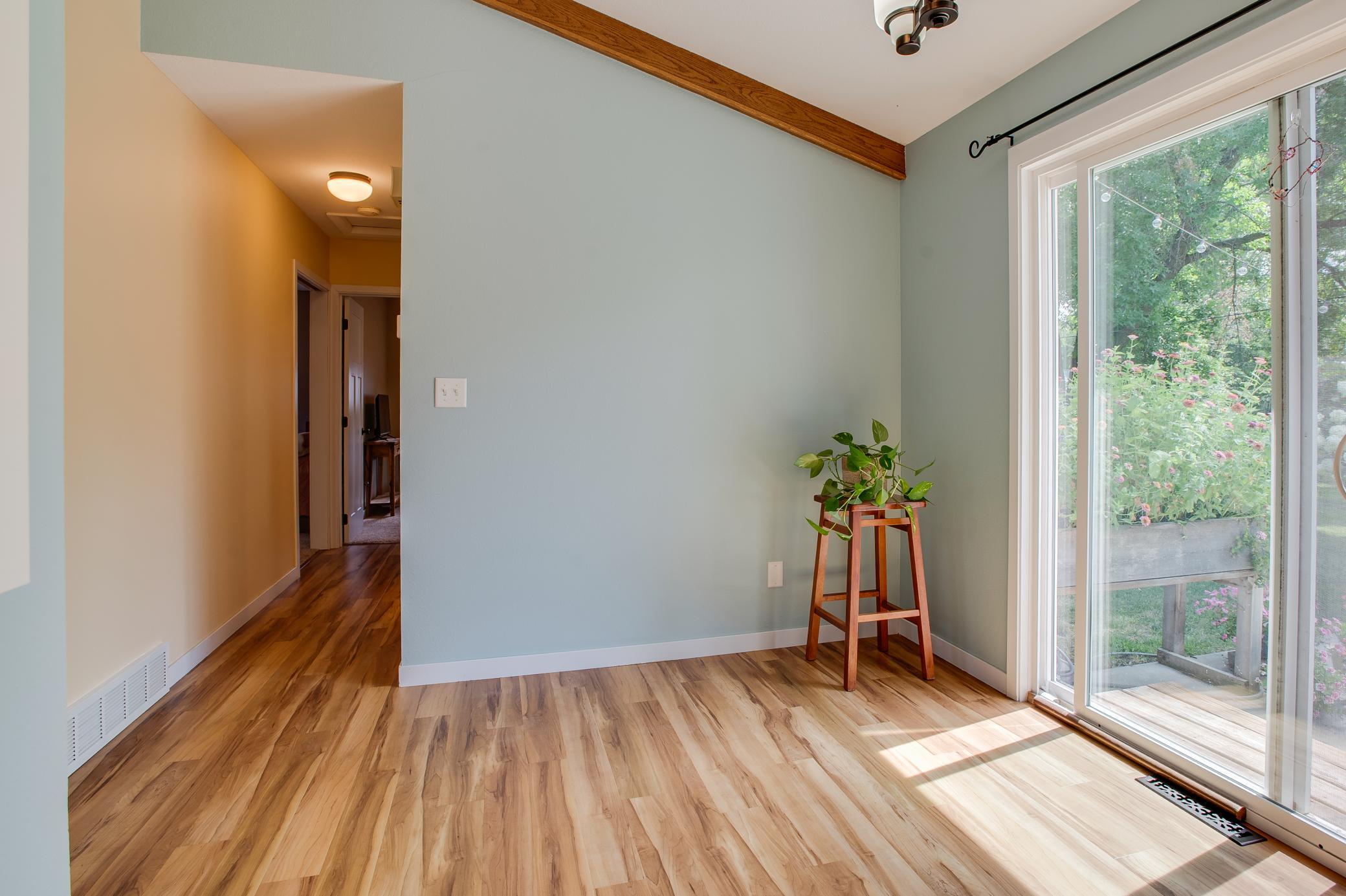 1974 single family home for sale at 429 Brook Avenue in Moorhead, MN — 3 bed, 2 bath (photo 11 of 51)