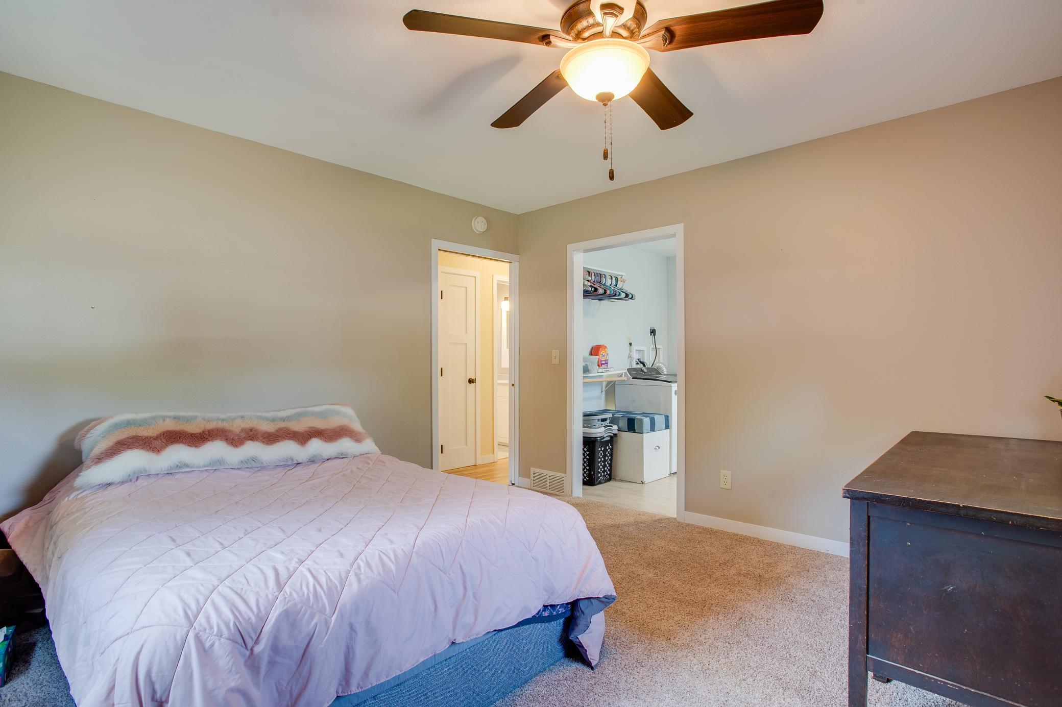 1974 single family home for sale at 429 Brook Avenue in Moorhead, MN — 3 bed, 2 bath (photo 19 of 51)