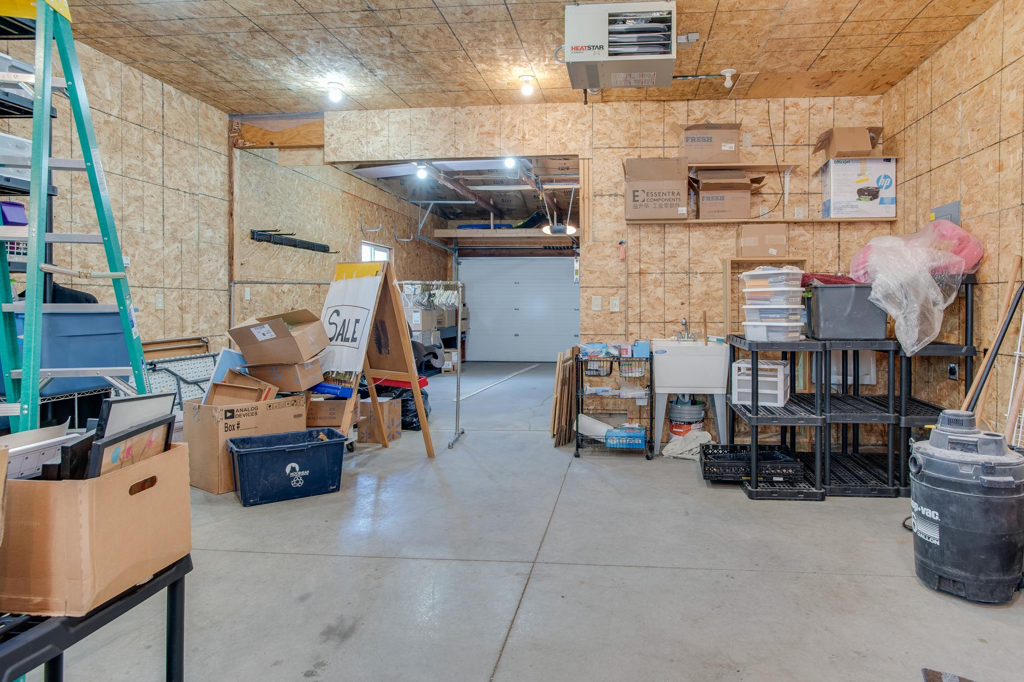 1974 single family home for sale at 429 Brook Avenue in Moorhead, MN — 3 bed, 2 bath (photo 37 of 51)