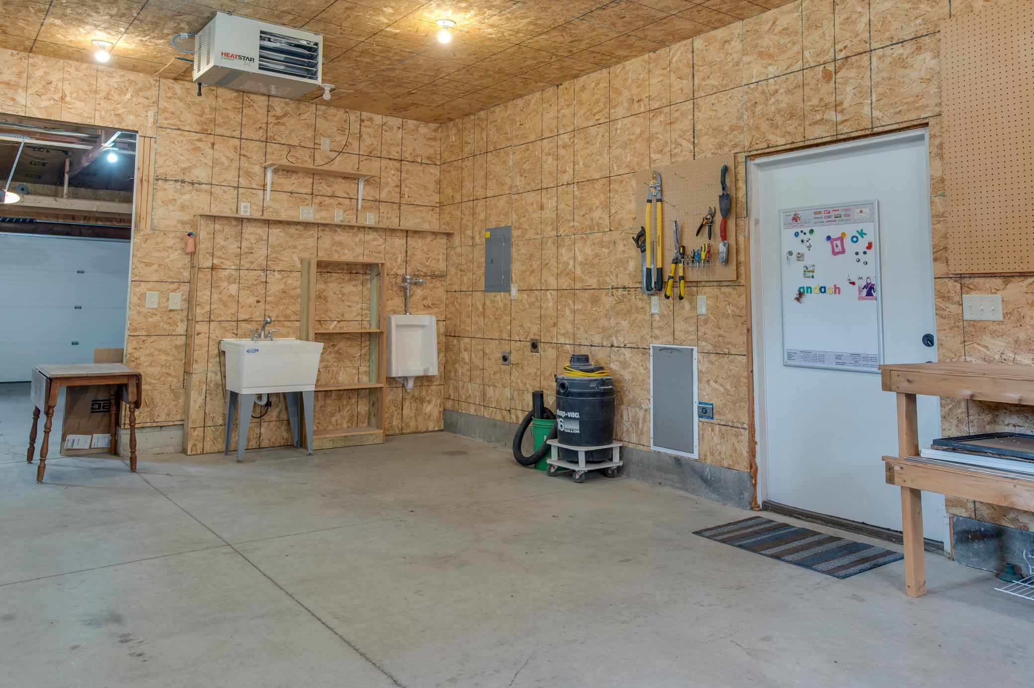 1974 single family home for sale at 429 Brook Avenue in Moorhead, MN — 3 bed, 2 bath (photo 50 of 51)