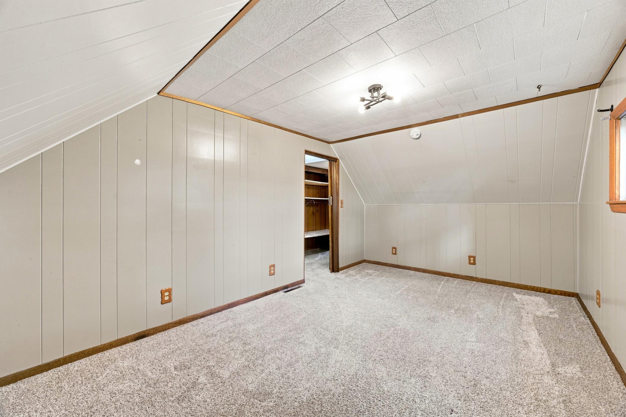 1937 single family home for sale at 15218 9th Street NE in Mayville, ND — 4 bed, 2 bath (photo 19 of 57)