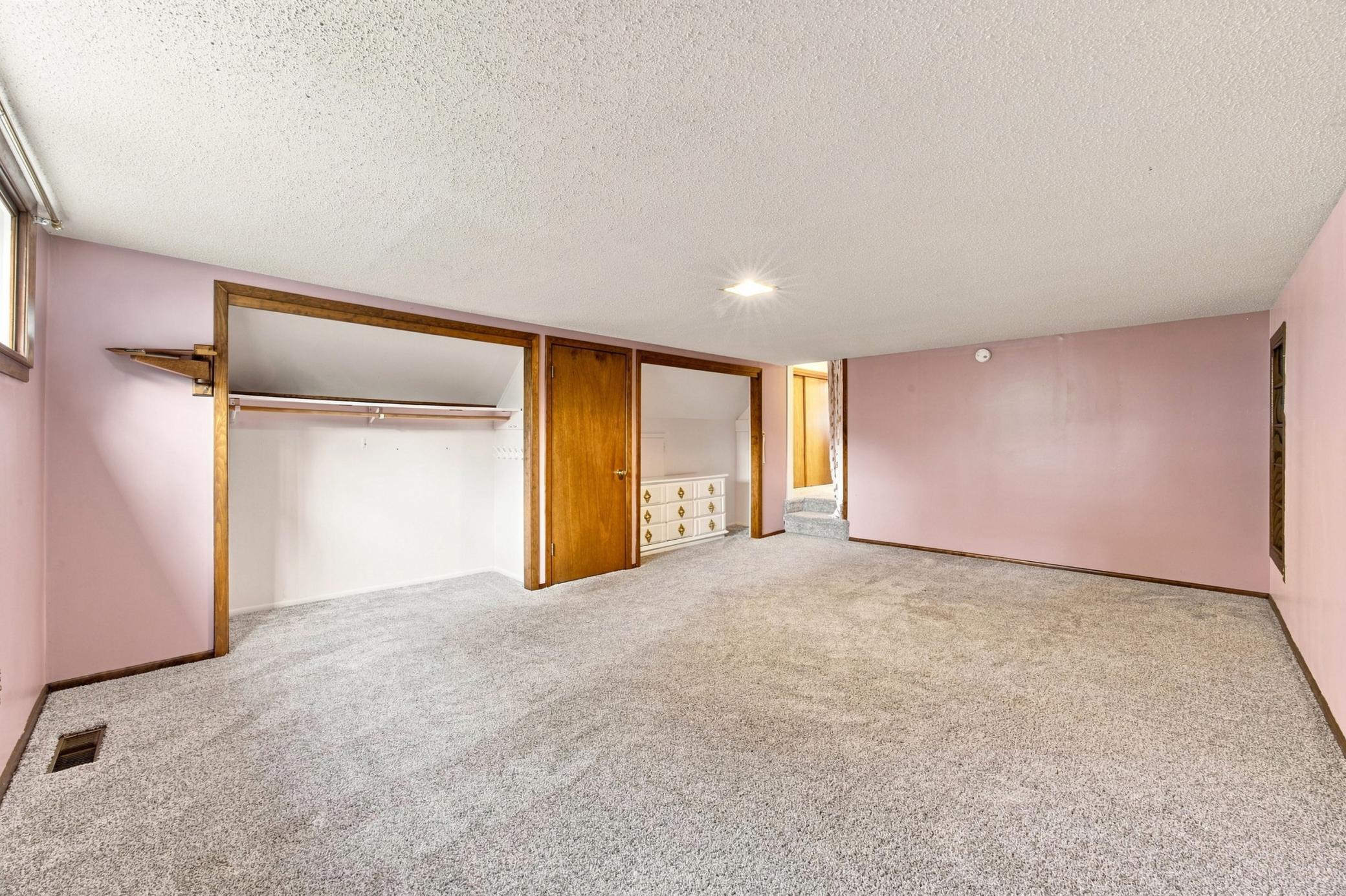 1937 single family home for sale at 15218 9th Street NE in Mayville, ND — 4 bed, 2 bath (photo 23 of 57)