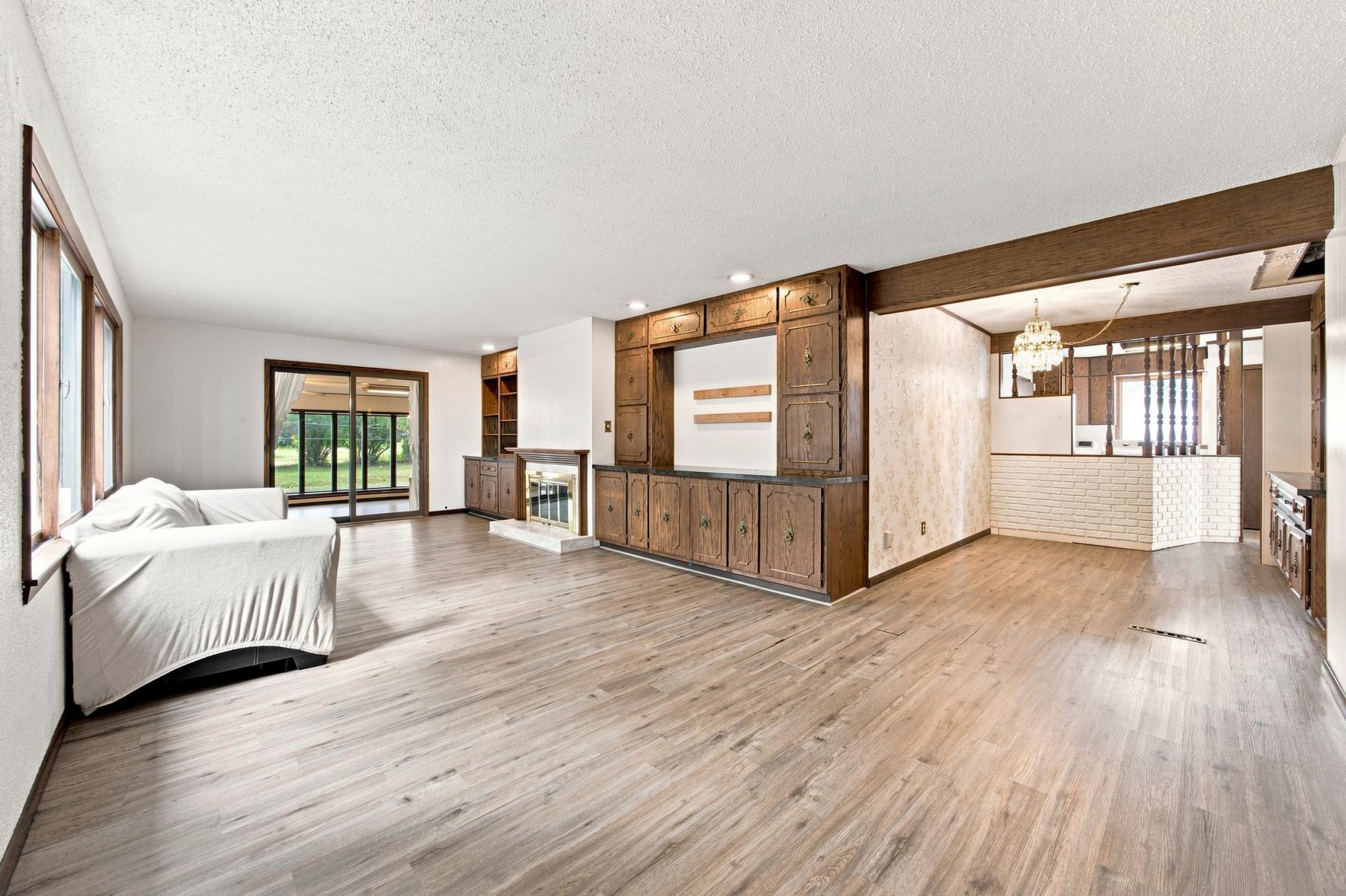 1937 single family home for sale at 15218 9th Street NE in Mayville, ND — 4 bed, 2 bath (photo 5 of 57)