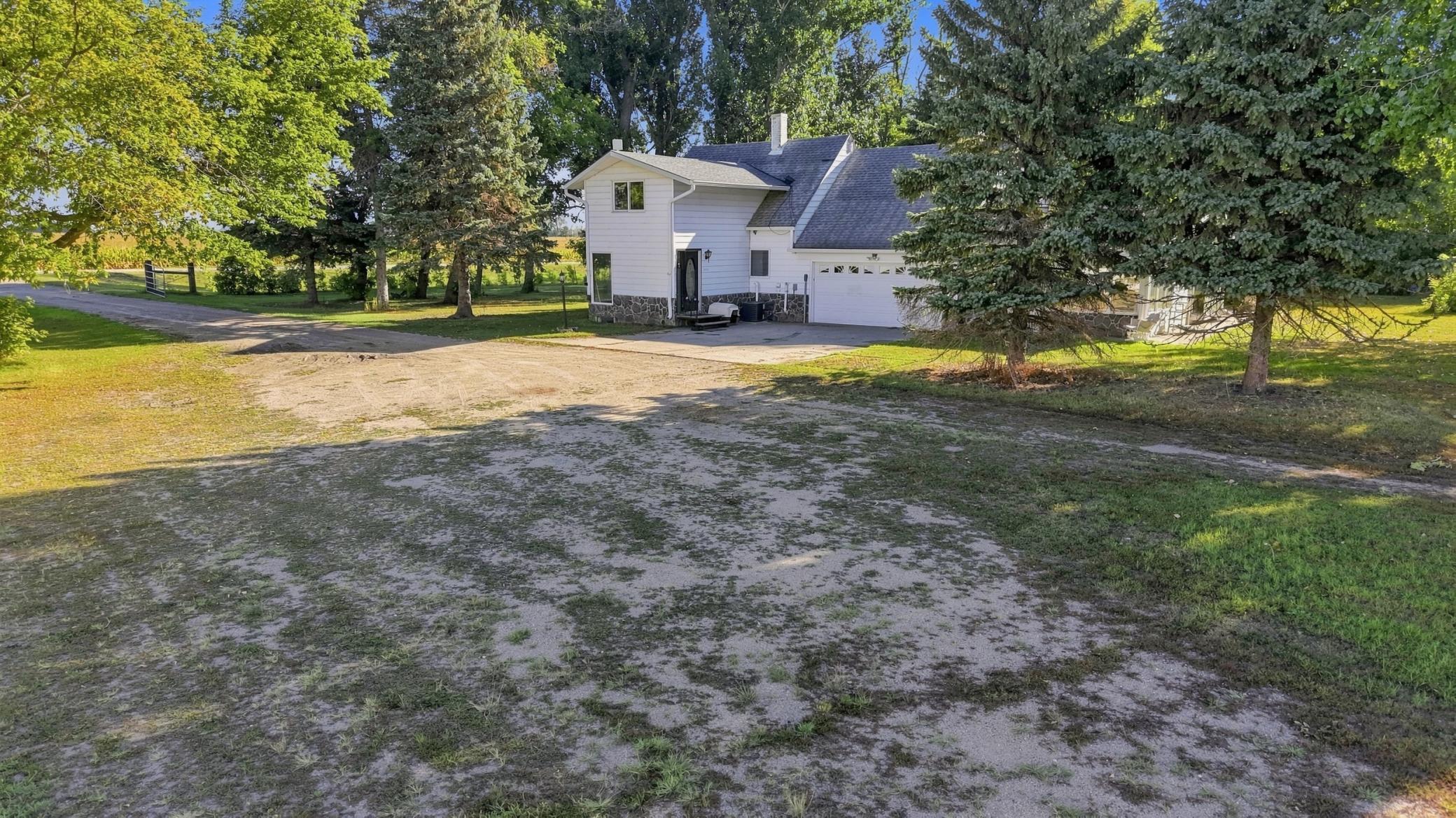 1937 single family home for sale at 15218 9th Street NE in Mayville, ND — 4 bed, 2 bath (photo 45 of 57)