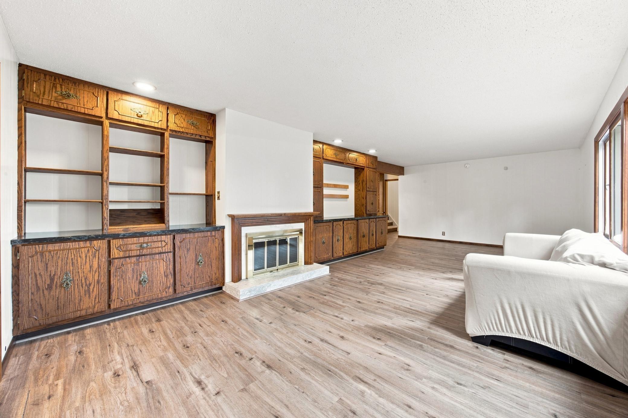 1937 single family home for sale at 15218 9th Street NE in Mayville, ND — 4 bed, 2 bath (photo 6 of 57)