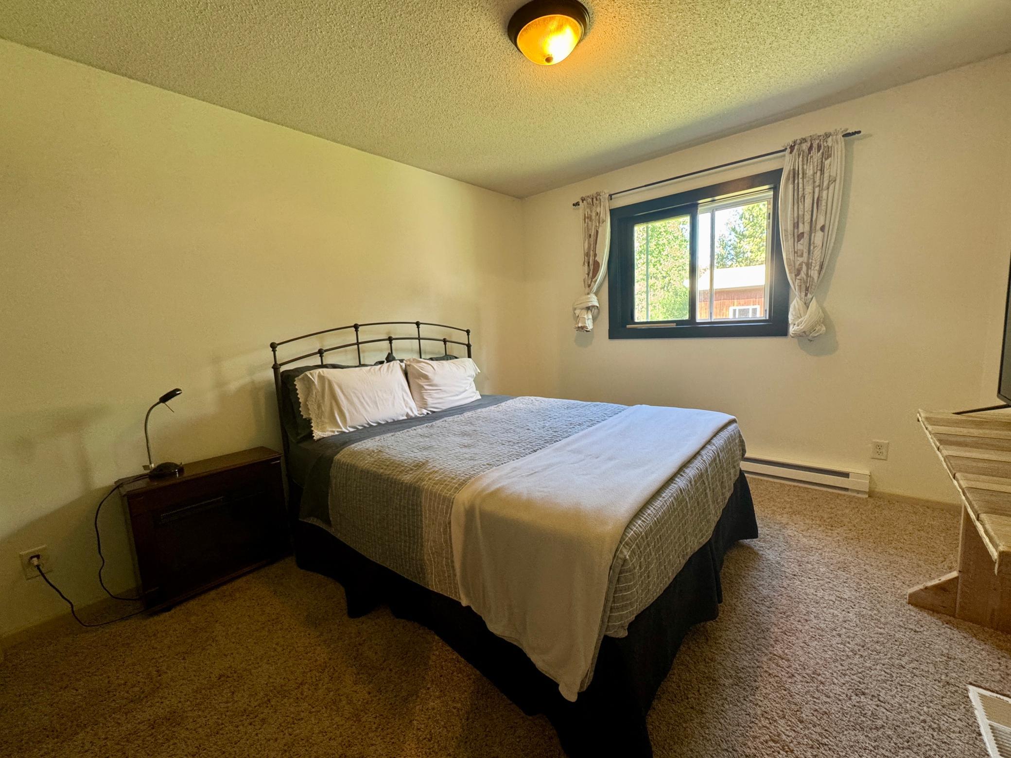 1979 single family home for sale at 55203 State Highway 11 in Warroad, MN — 3 bed, 2 bath (photo 26 of 44)