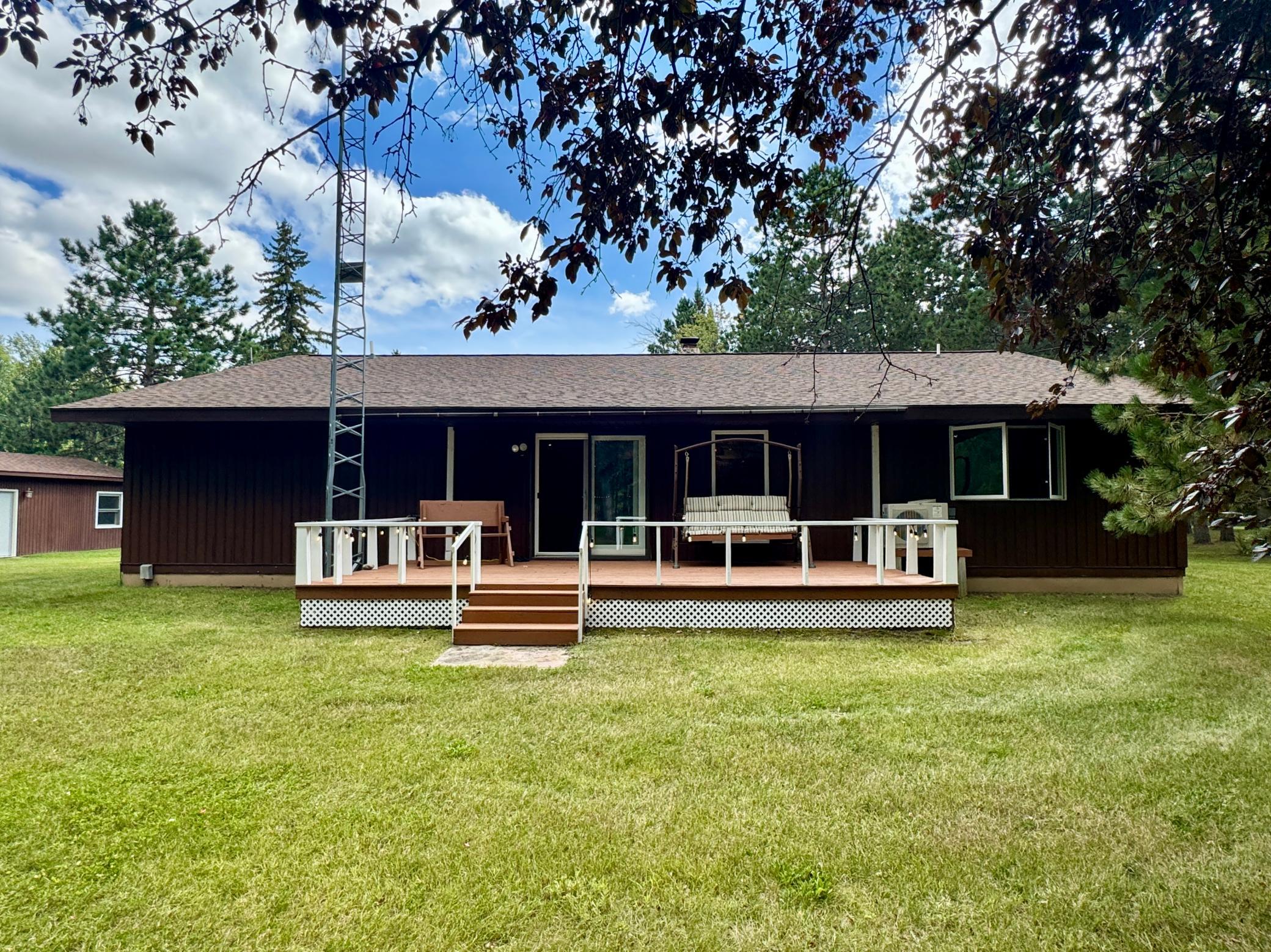 1979 single family home for sale at 55203 State Highway 11 in Warroad, MN — 3 bed, 2 bath (photo 34 of 44)