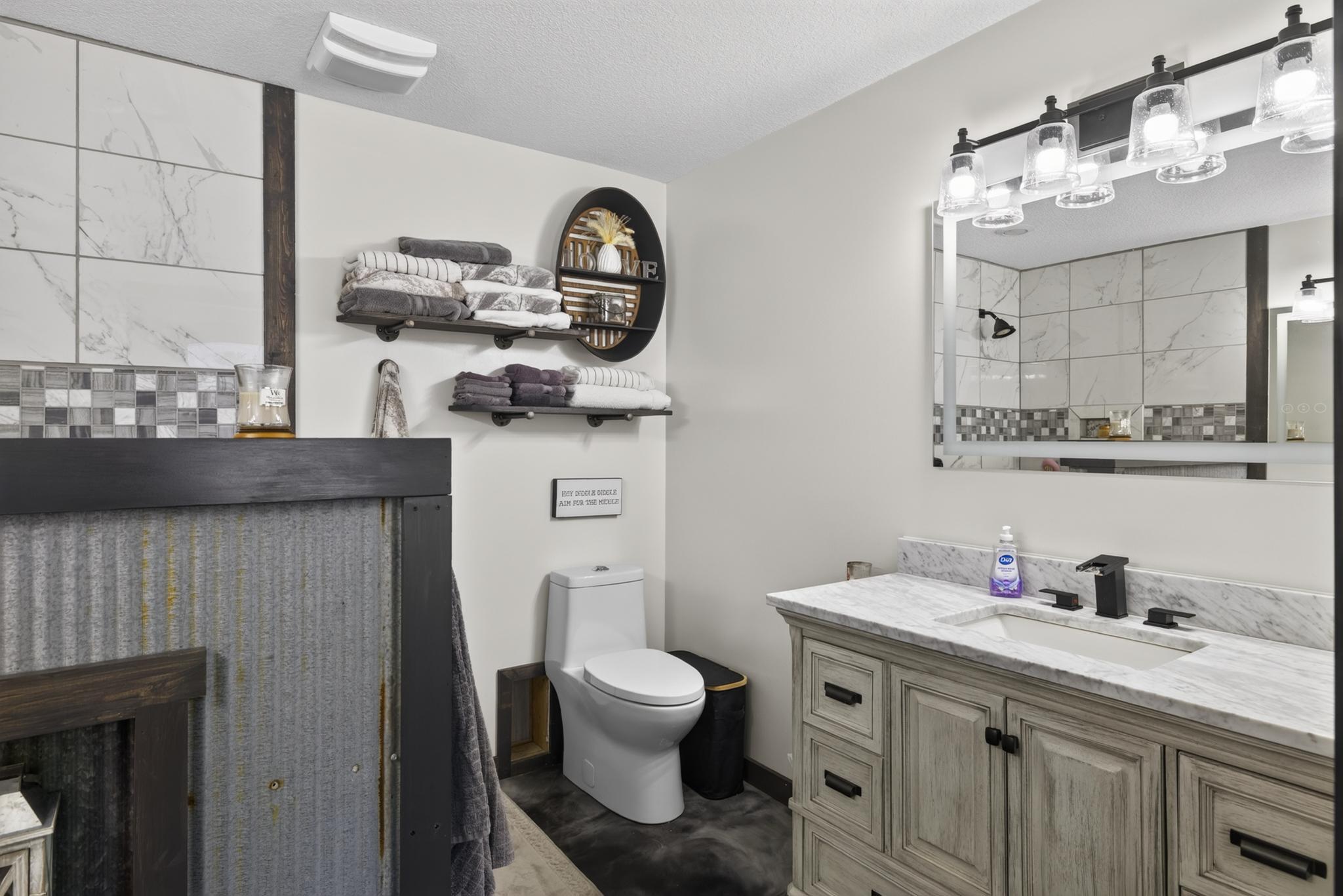2023 single family home for sale at 40293 Fox Glen Drive in Fifty Lakes, MN — 3 bed, 3 bath (photo 15 of 46)
