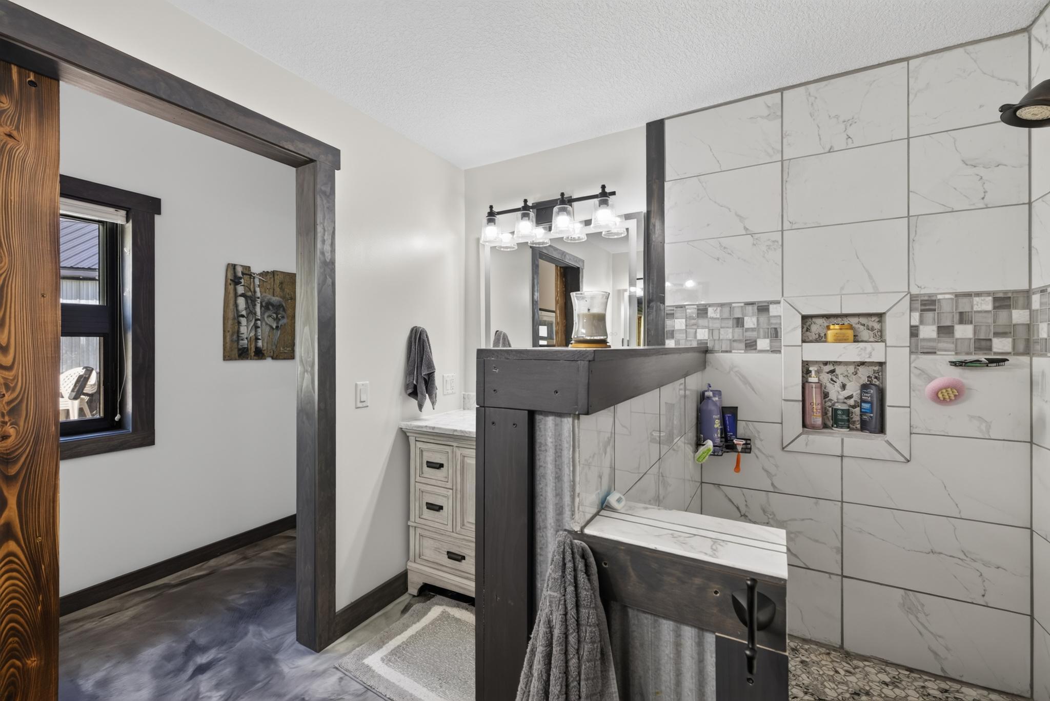 2023 single family home for sale at 40293 Fox Glen Drive in Fifty Lakes, MN — 3 bed, 3 bath (photo 16 of 46)