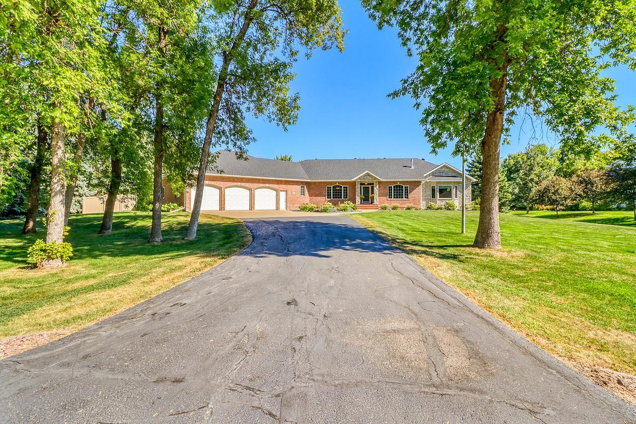 1996 single family home for sale at 123 50th Avenue E in West Fargo, ND — 4 bed, 3 bath (photo 101 of 102)