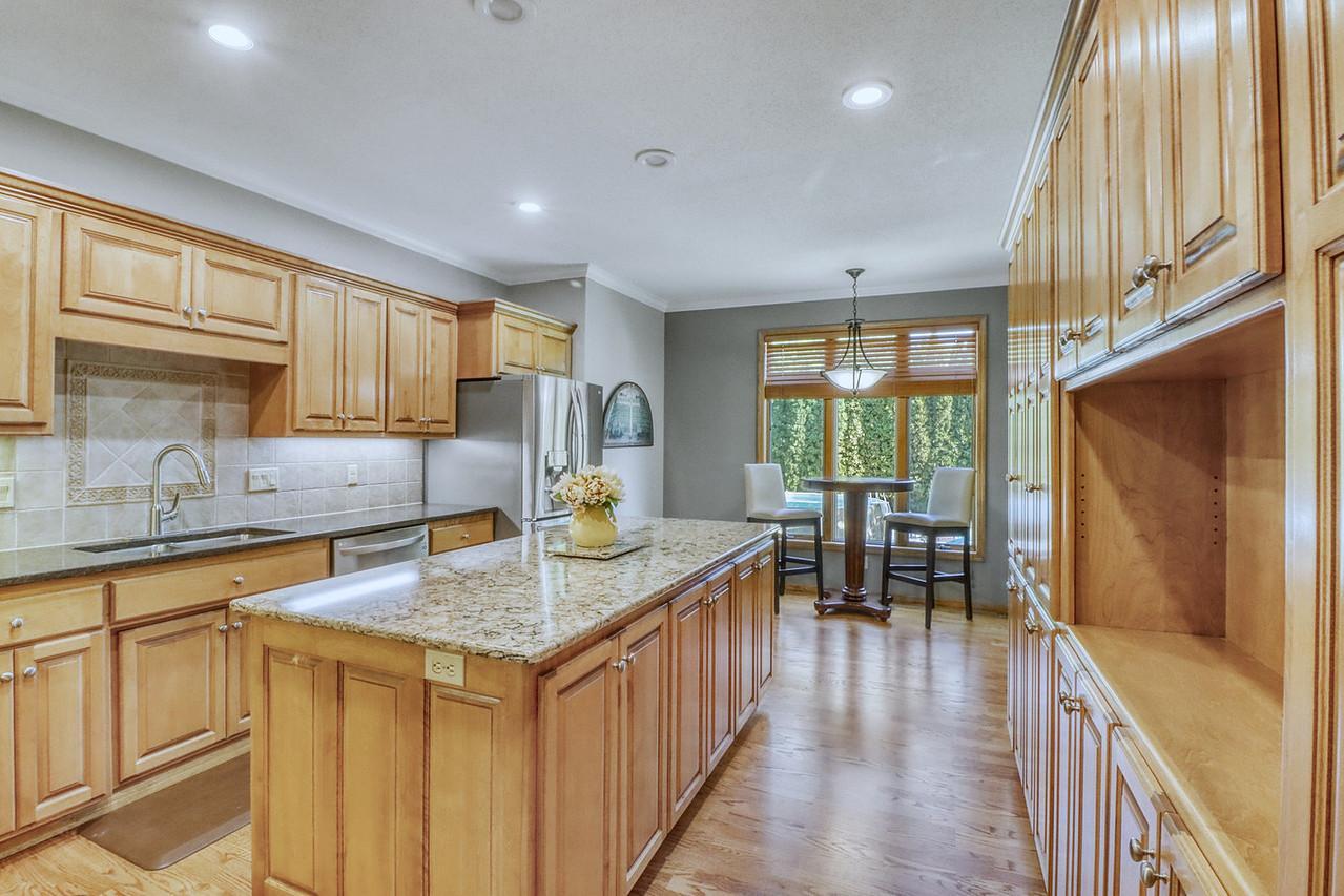 1996 single family home for sale at 123 50th Avenue E in West Fargo, ND — 4 bed, 3 bath (photo 21 of 102)
