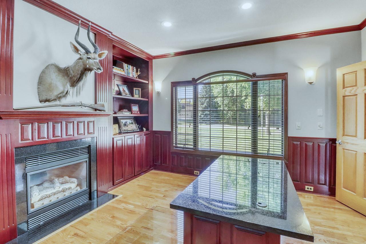 1996 single family home for sale at 123 50th Avenue E in West Fargo, ND — 4 bed, 3 bath (photo 37 of 102)