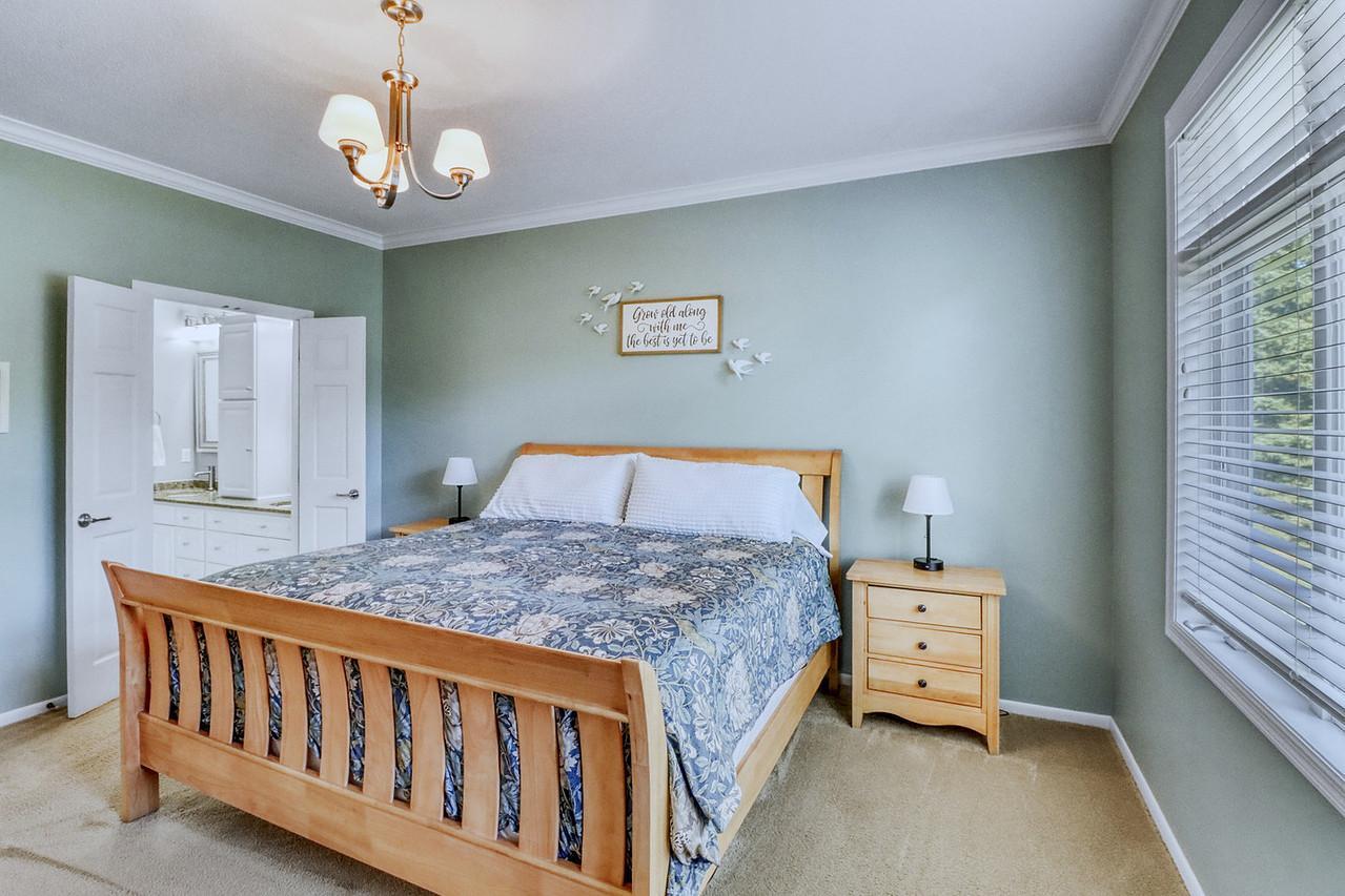 1996 single family home for sale at 123 50th Avenue E in West Fargo, ND — 4 bed, 3 bath (photo 51 of 102)