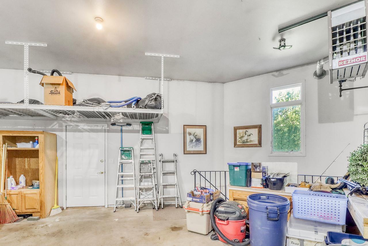 1996 single family home for sale at 123 50th Avenue E in West Fargo, ND — 4 bed, 3 bath (photo 87 of 102)