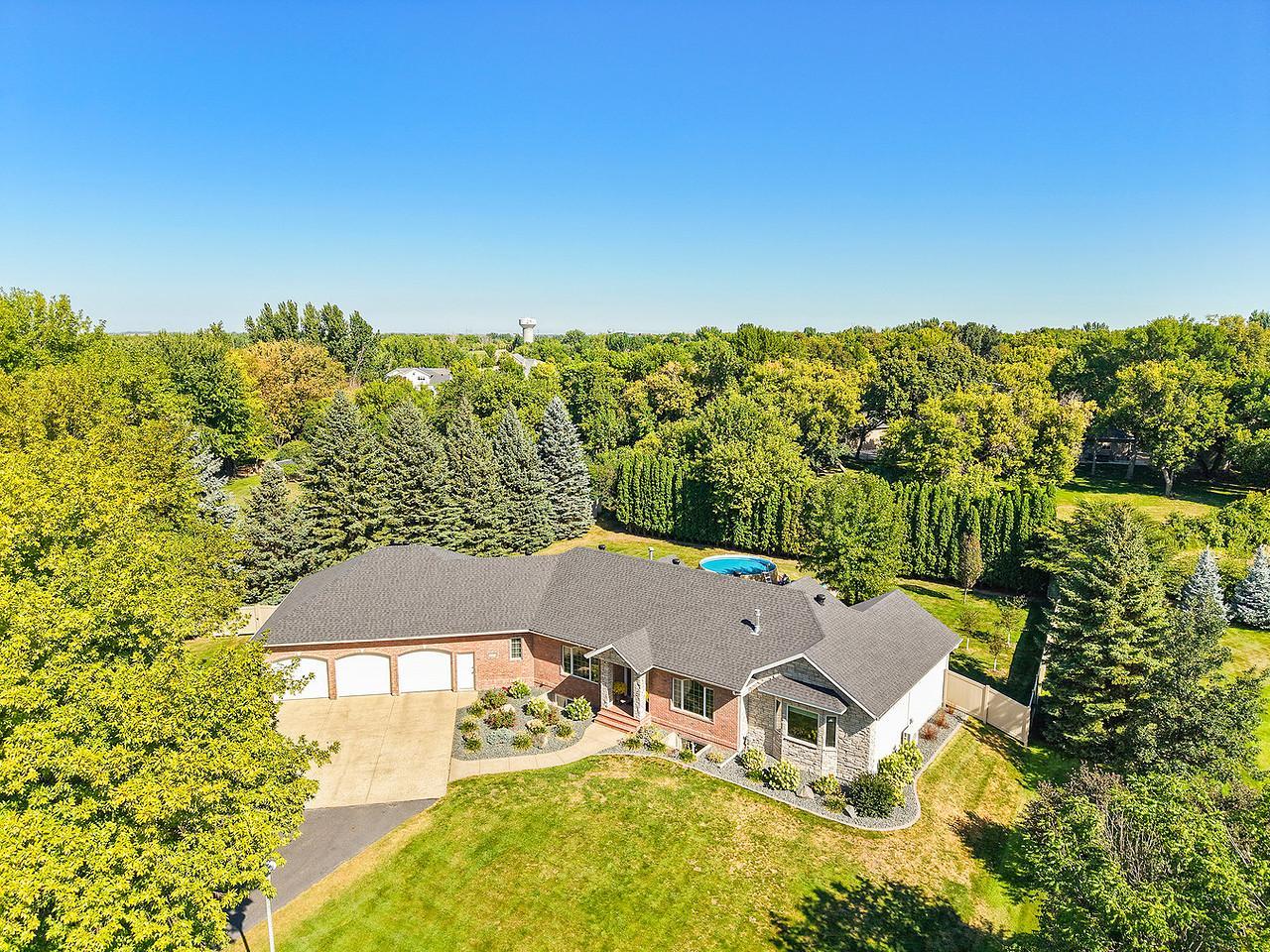 1996 single family home for sale at 123 50th Avenue E in West Fargo, ND — 4 bed, 3 bath (photo 100 of 102)
