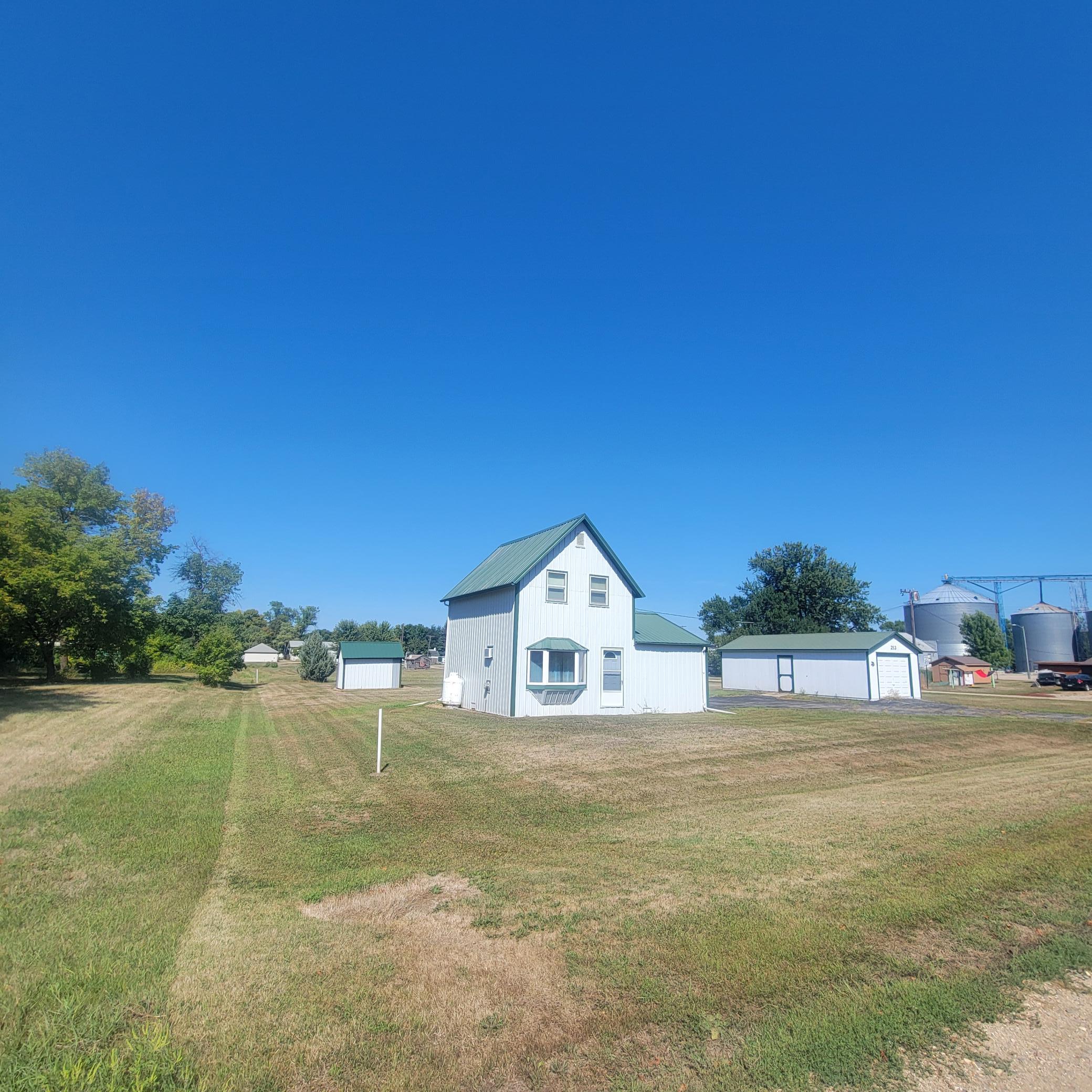 1900 single family home for sale at 213 4th Street SW in Kent, MN — 2 bed, 1 bath (photo 2 of 2)