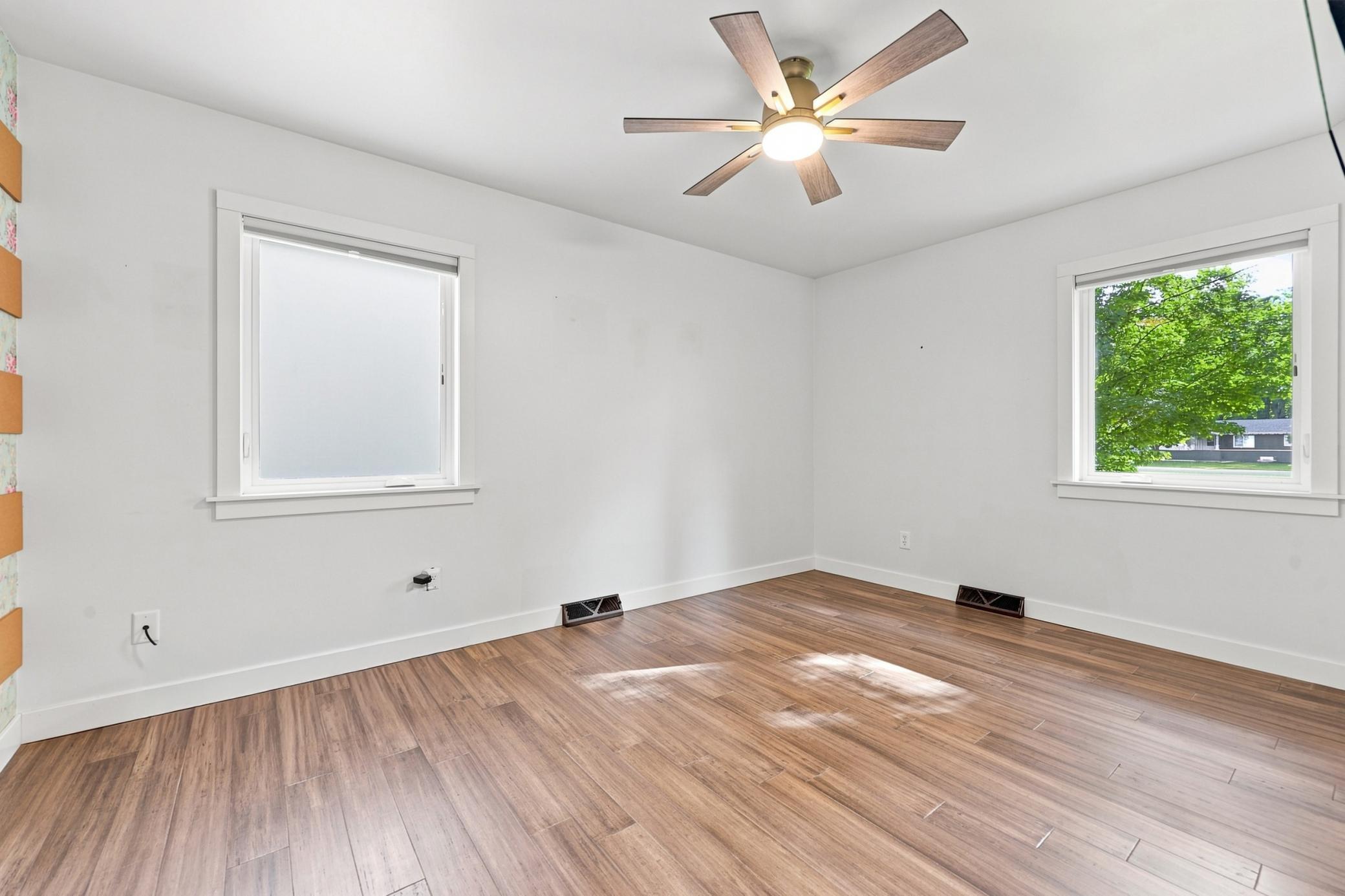 1960 single family home for sale at 1521 Gary Avenue in Detroit Lakes, MN — 4 bed, 2 bath (photo 14 of 25)