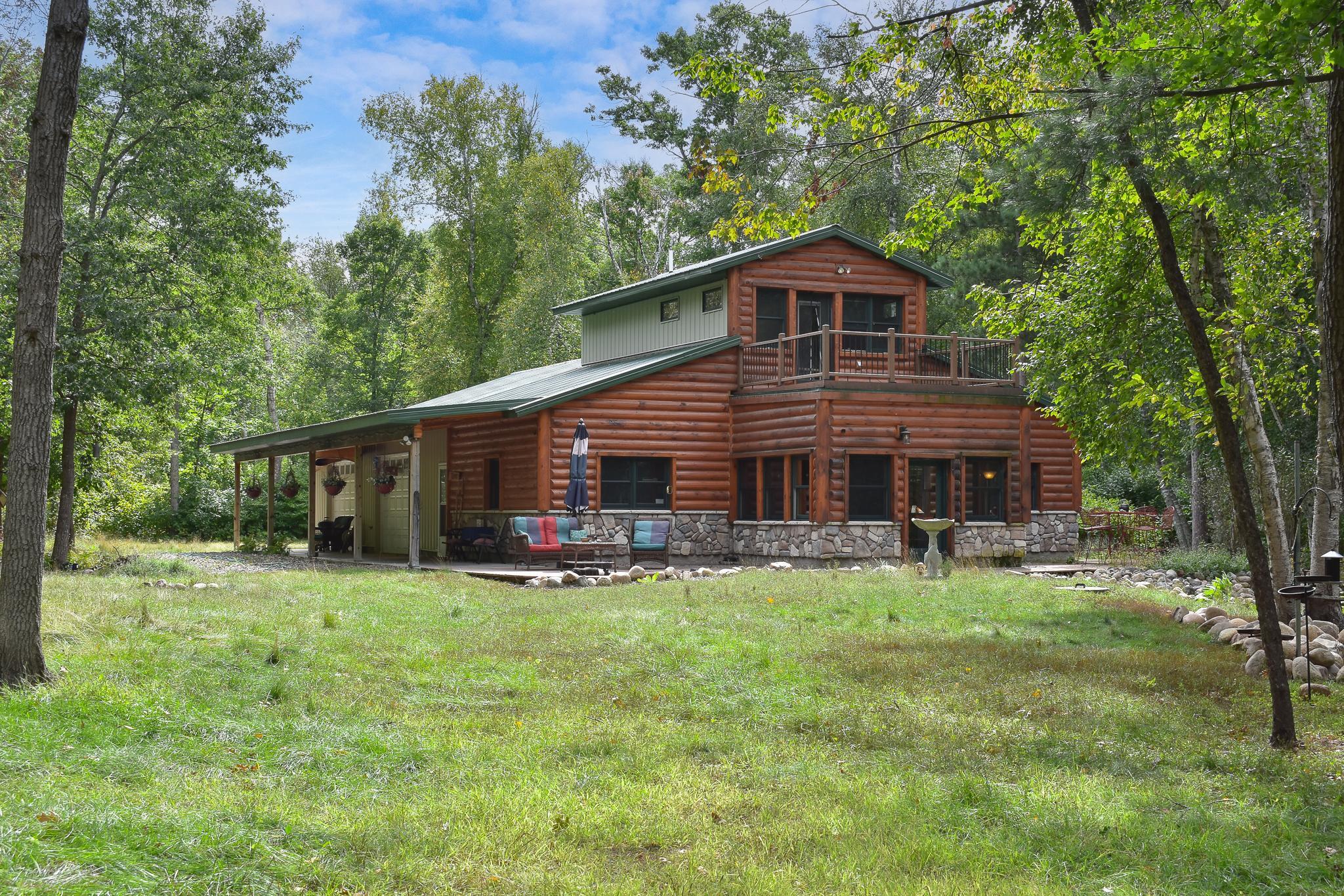 2015 single family home for sale at 42937 Minnie Lake Drive in Emily, MN — 2 bed, 2 bath (photo 3 of 64)