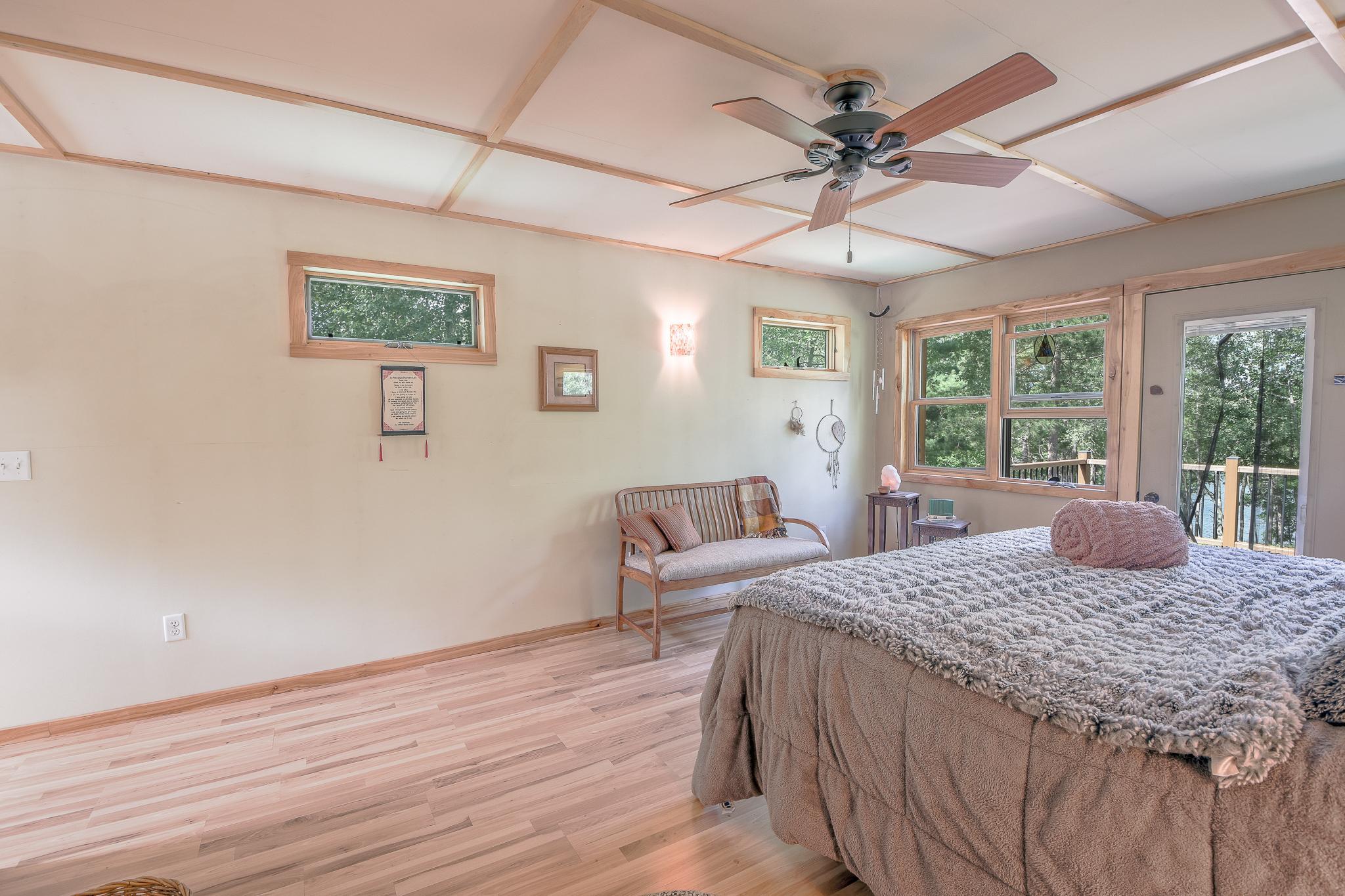 2015 single family home for sale at 42937 Minnie Lake Drive in Emily, MN — 2 bed, 2 bath (photo 27 of 64)