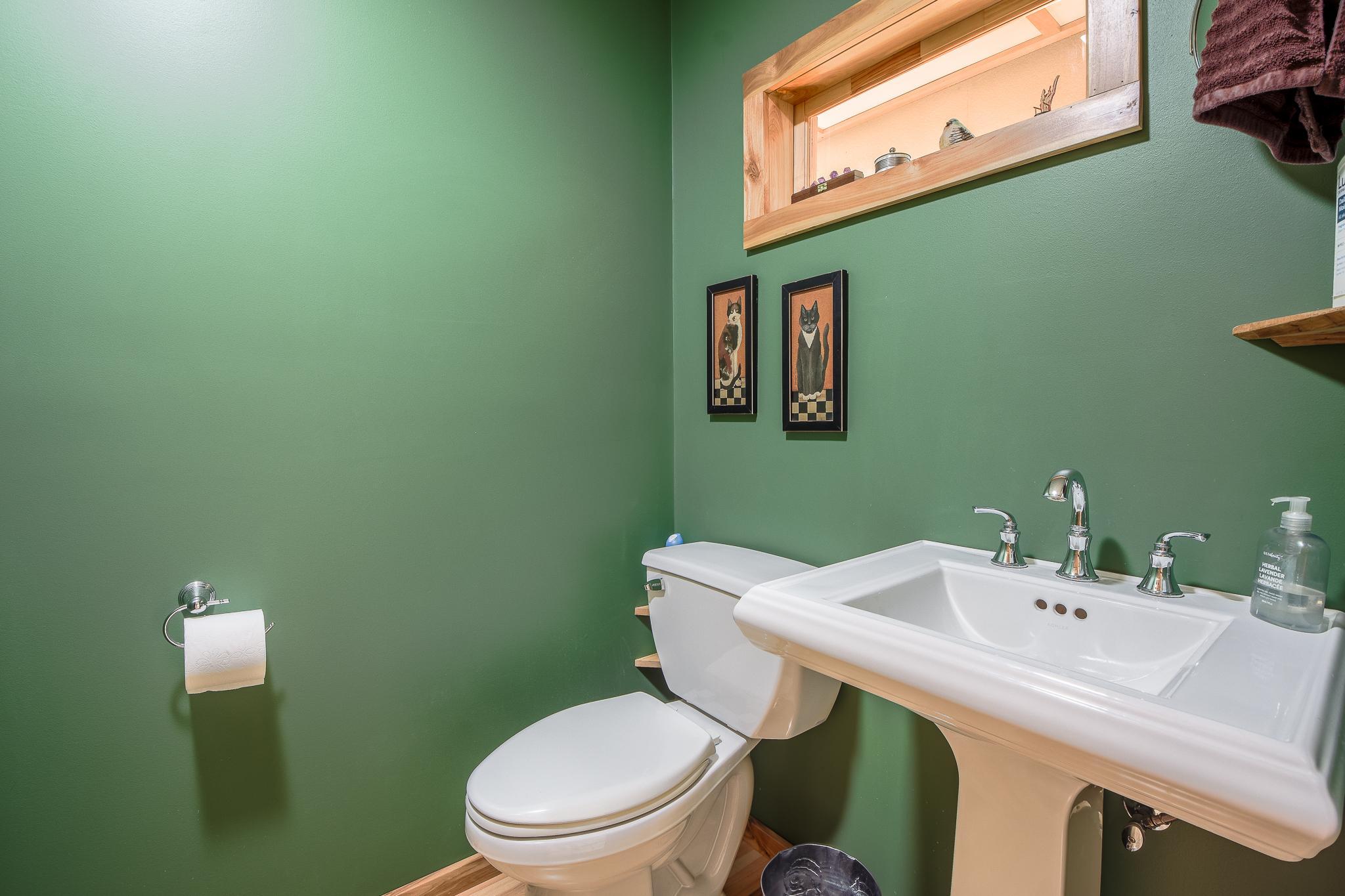 2015 single family home for sale at 42937 Minnie Lake Drive in Emily, MN — 2 bed, 2 bath (photo 30 of 64)