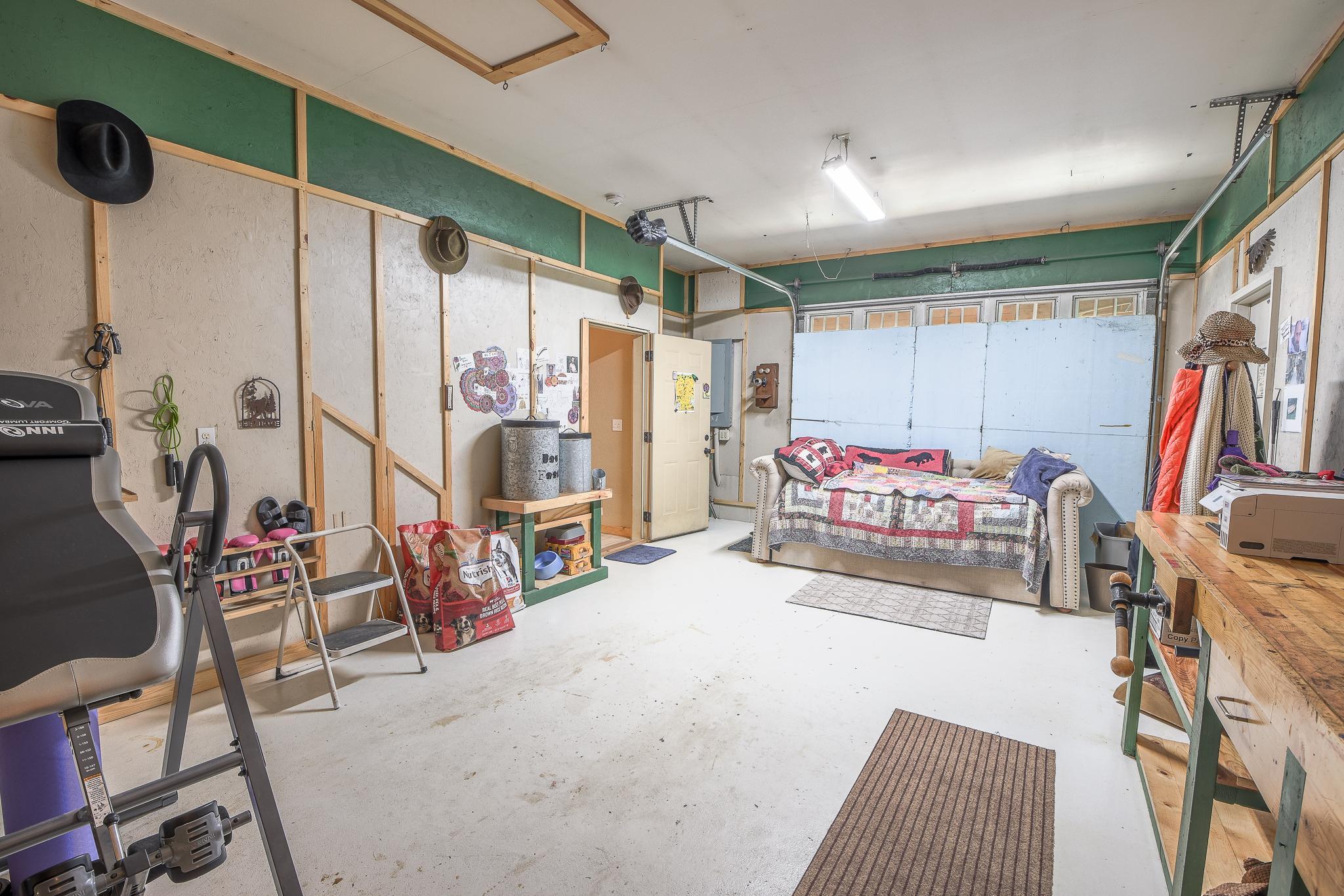 2015 single family home for sale at 42937 Minnie Lake Drive in Emily, MN — 2 bed, 2 bath (photo 35 of 64)